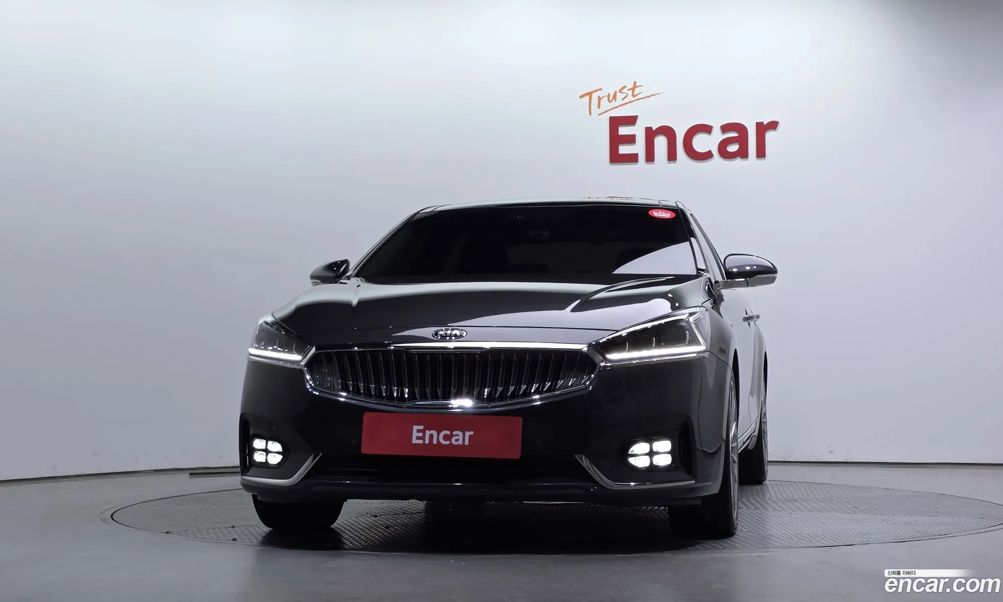 Kia K7 2017 — 31