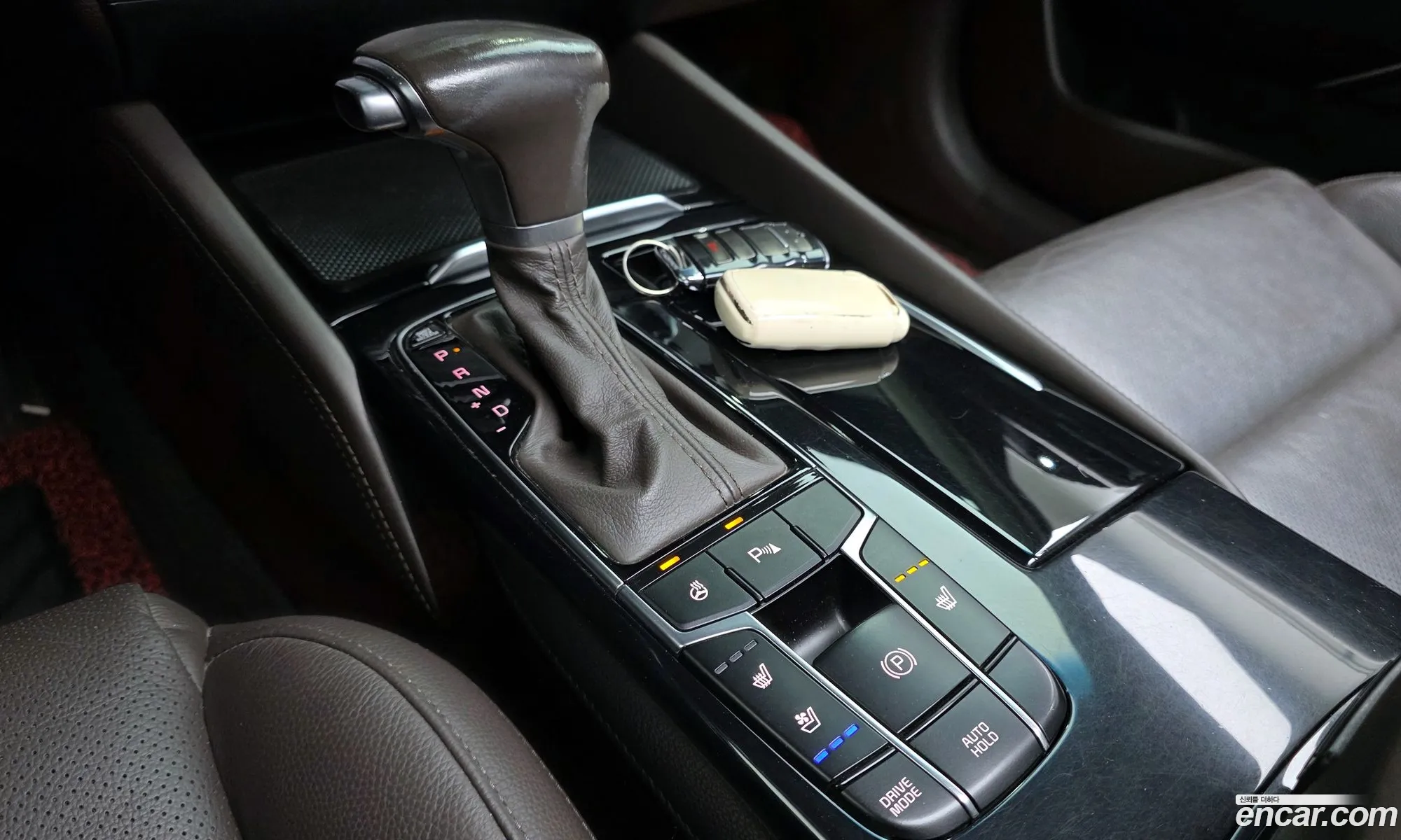 Kia K7 2017 — 14