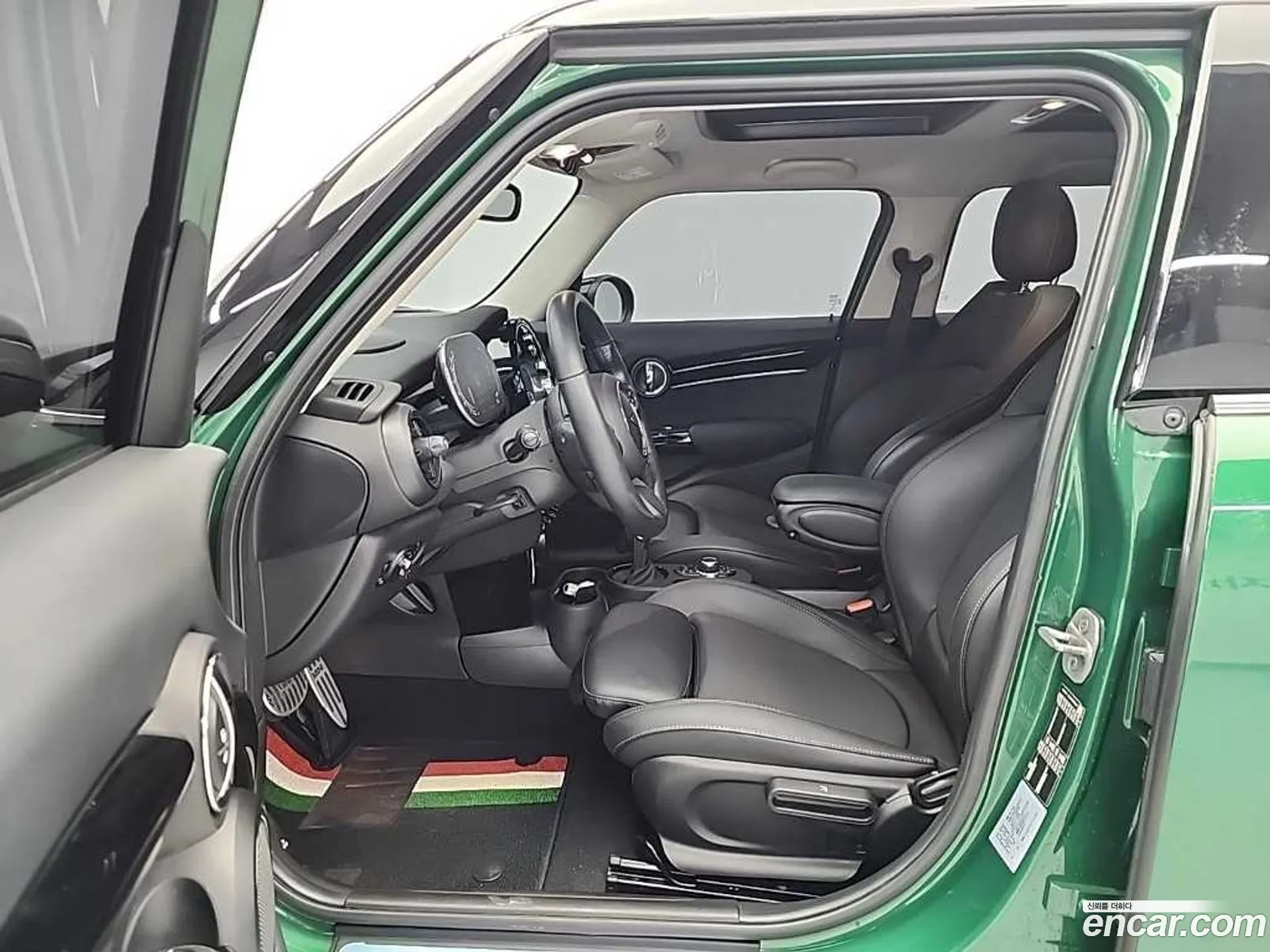 Mini Cooper S 2021 — 16