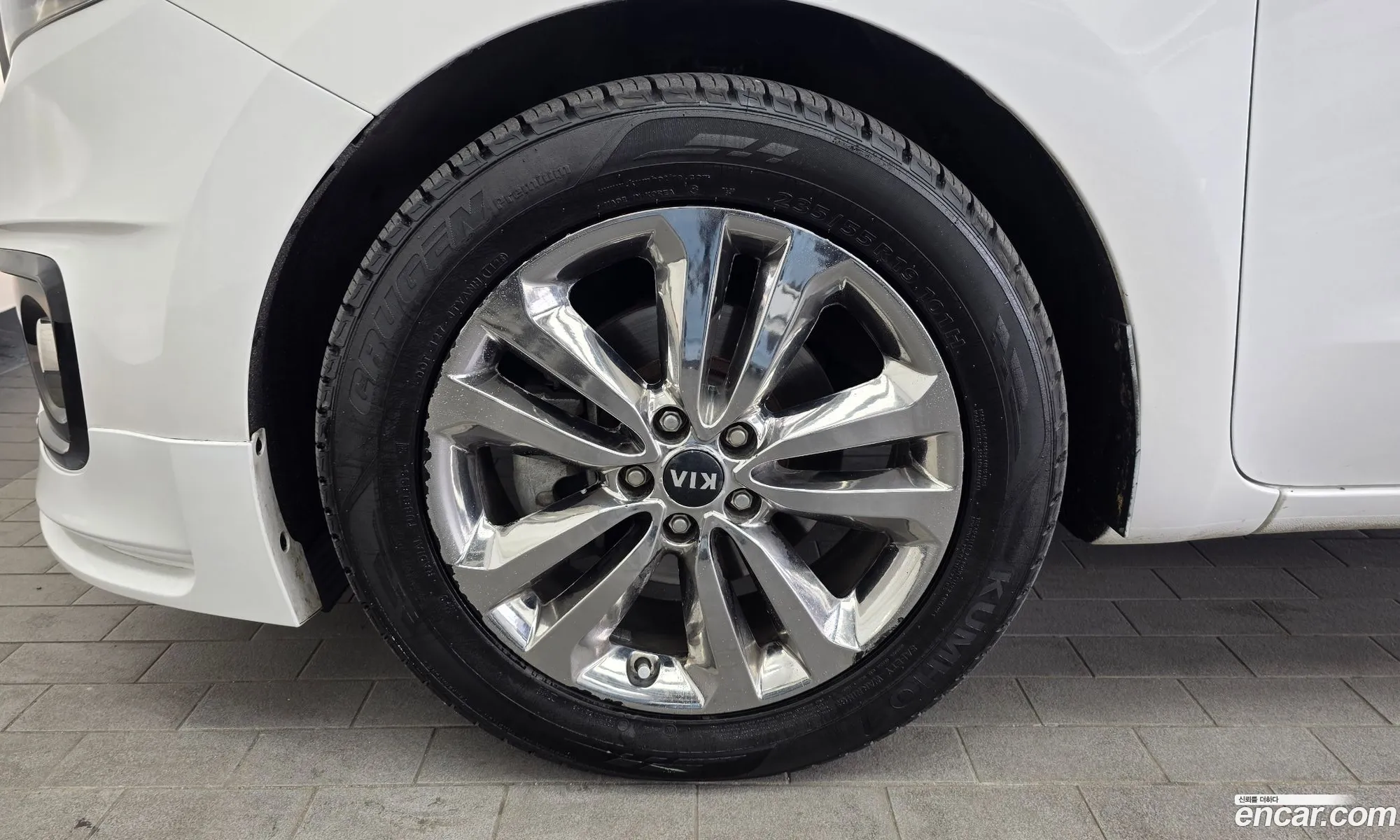 Kia Carnival 2014 — 22