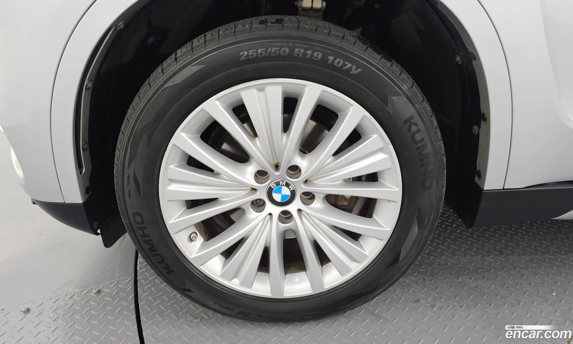BMW X5 2017 — 7