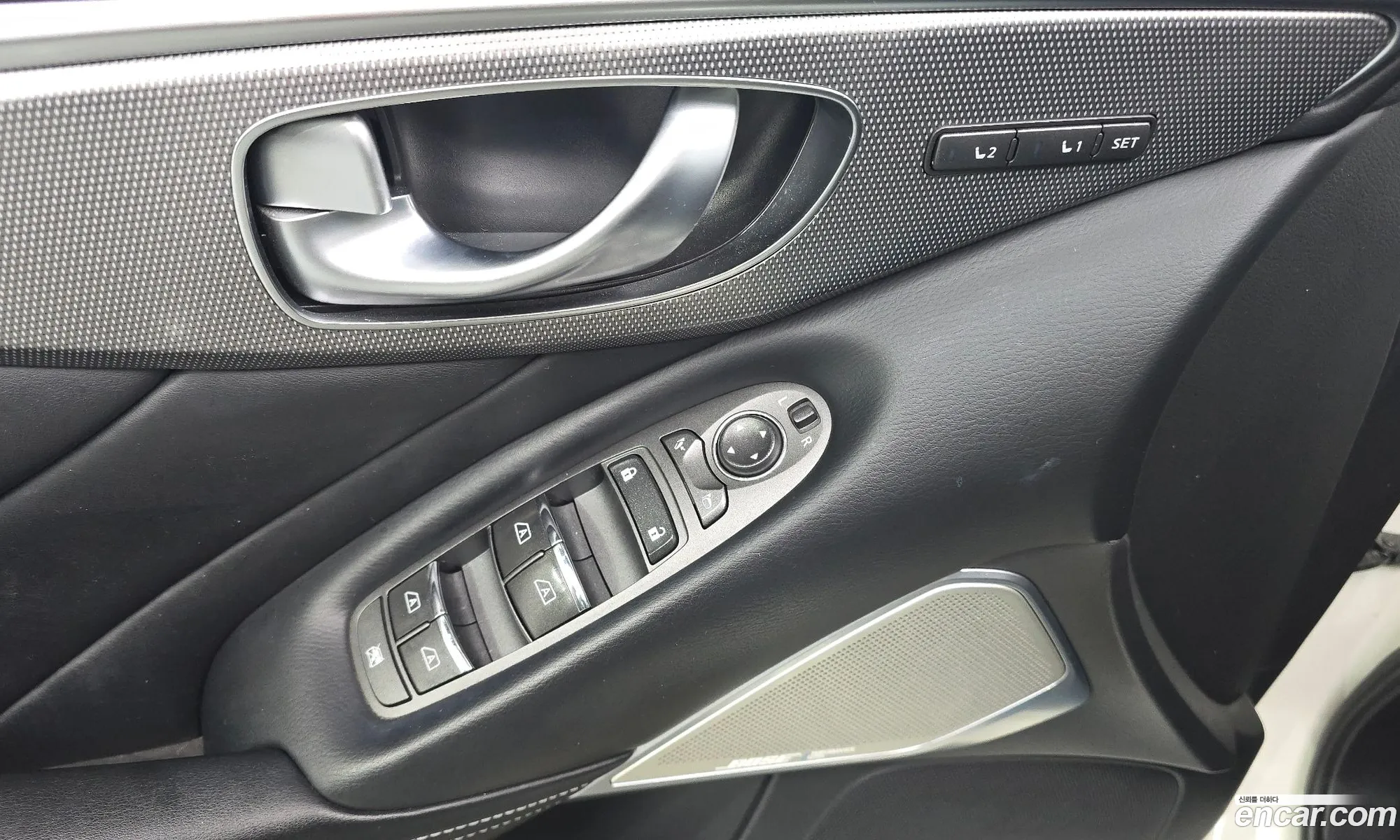 Infiniti Q50 2017 JNKAV71E8HM150014 — 16