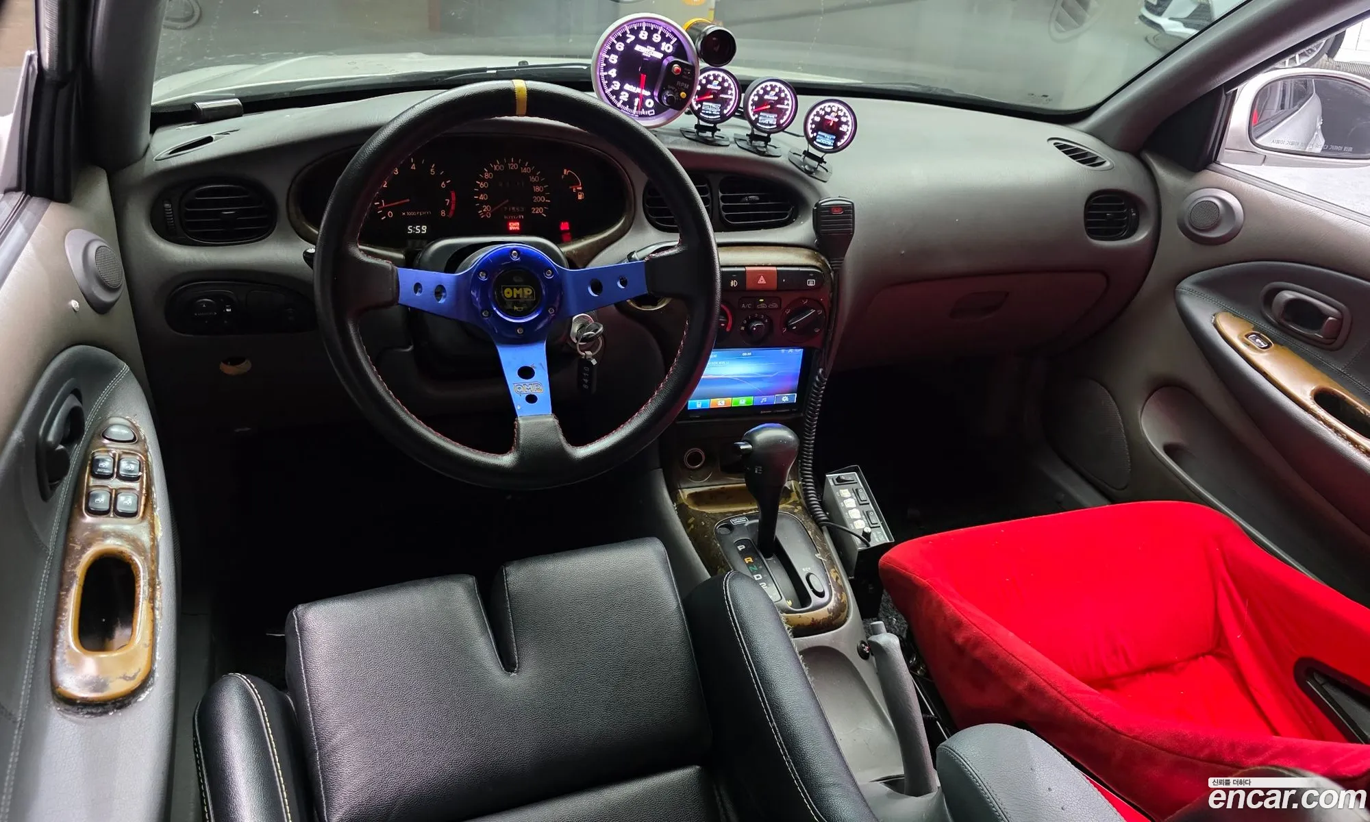 Hyundai Elantra 2000 KMHJF31KPYU991872 — 7
