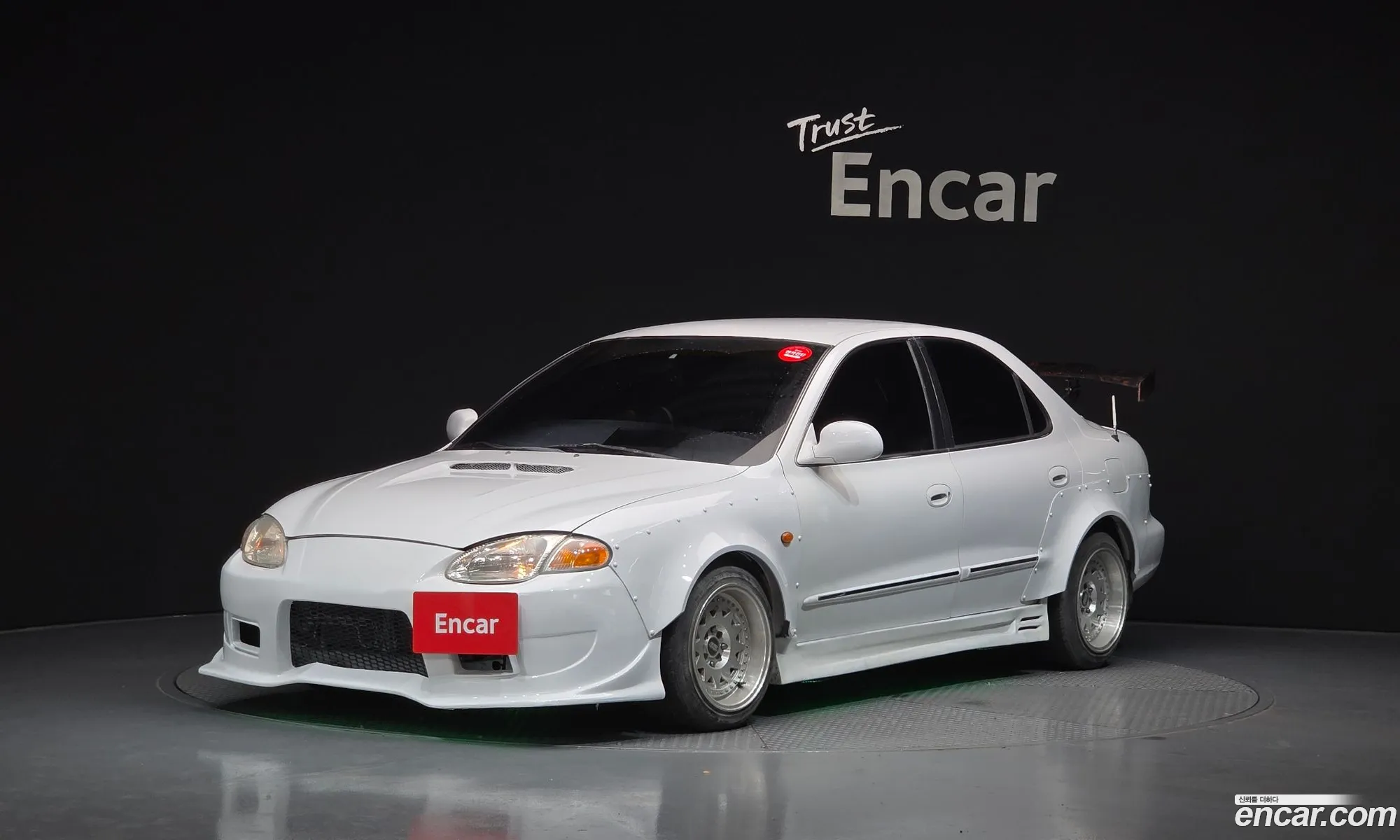 Hyundai Elantra 2000 KMHJF31KPYU991872 — 17