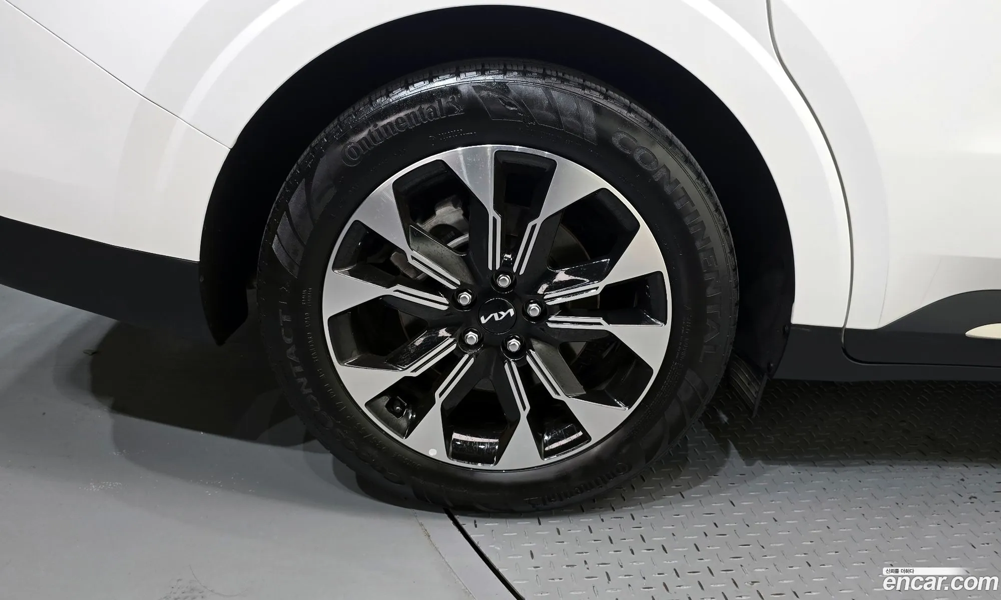 Kia Carnival 2022 KNANE813BPS266854 — 15