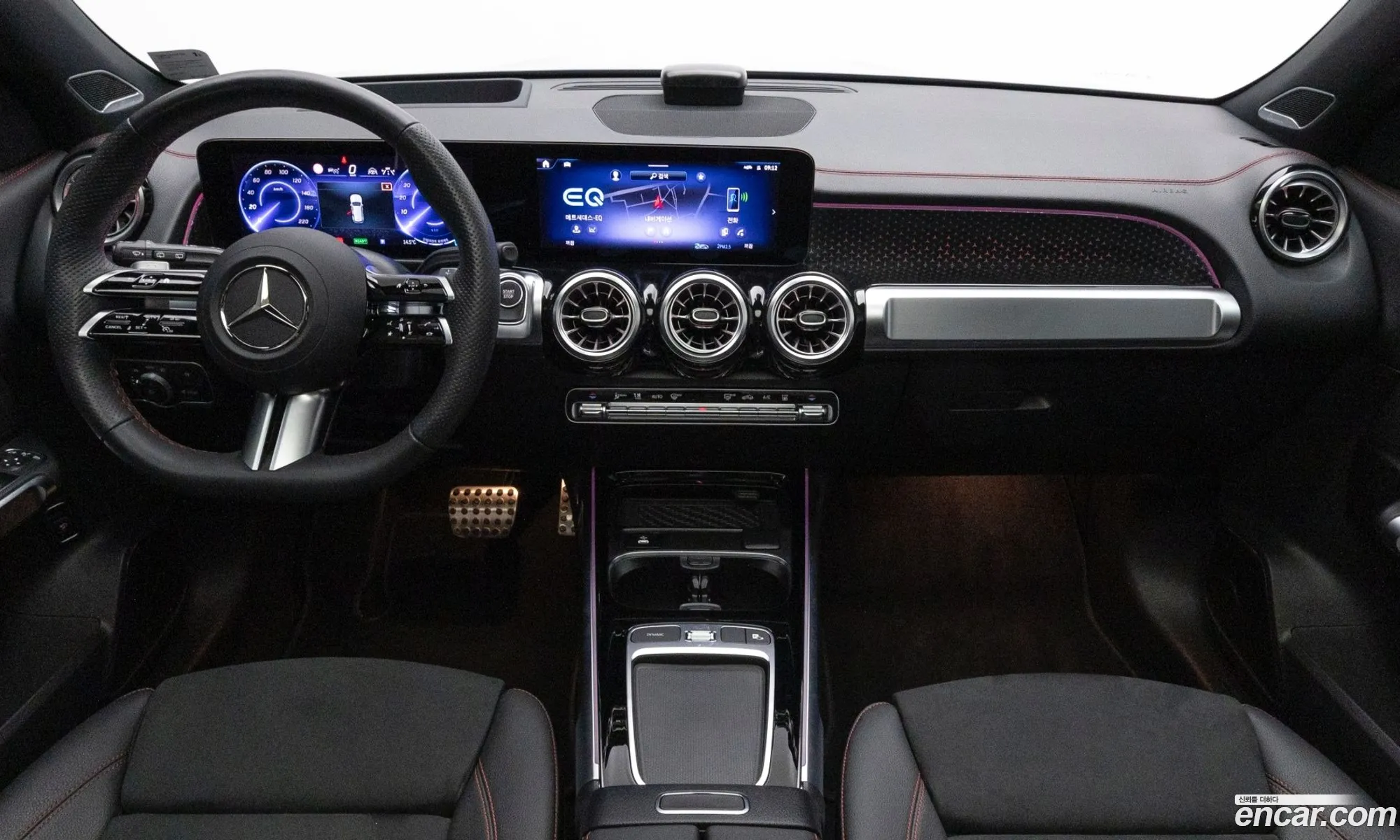 Mercedes-Benz EQB X243 2024 — 8