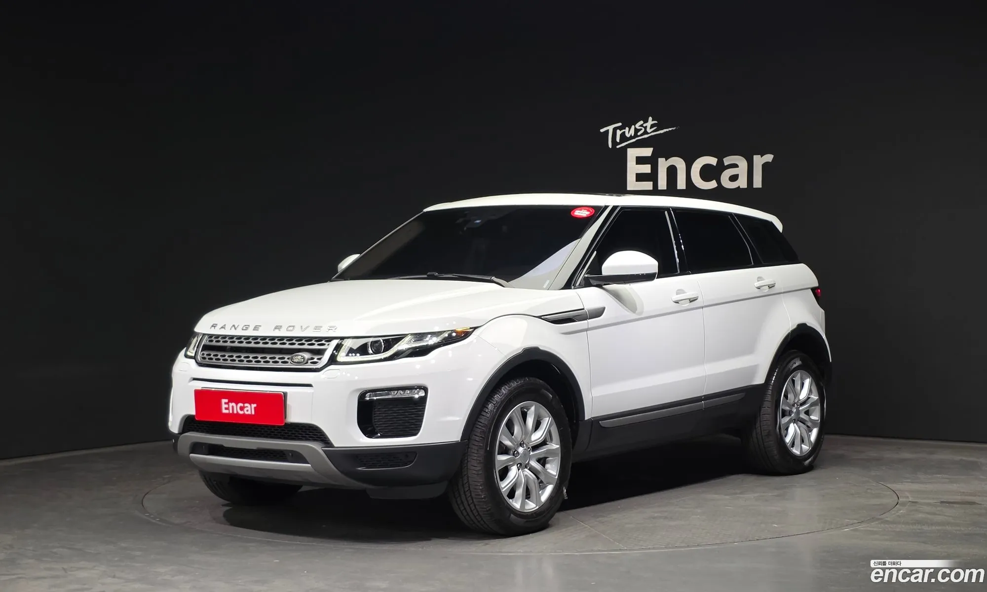 Land Rover Range Rover Evoque 2018 — 12