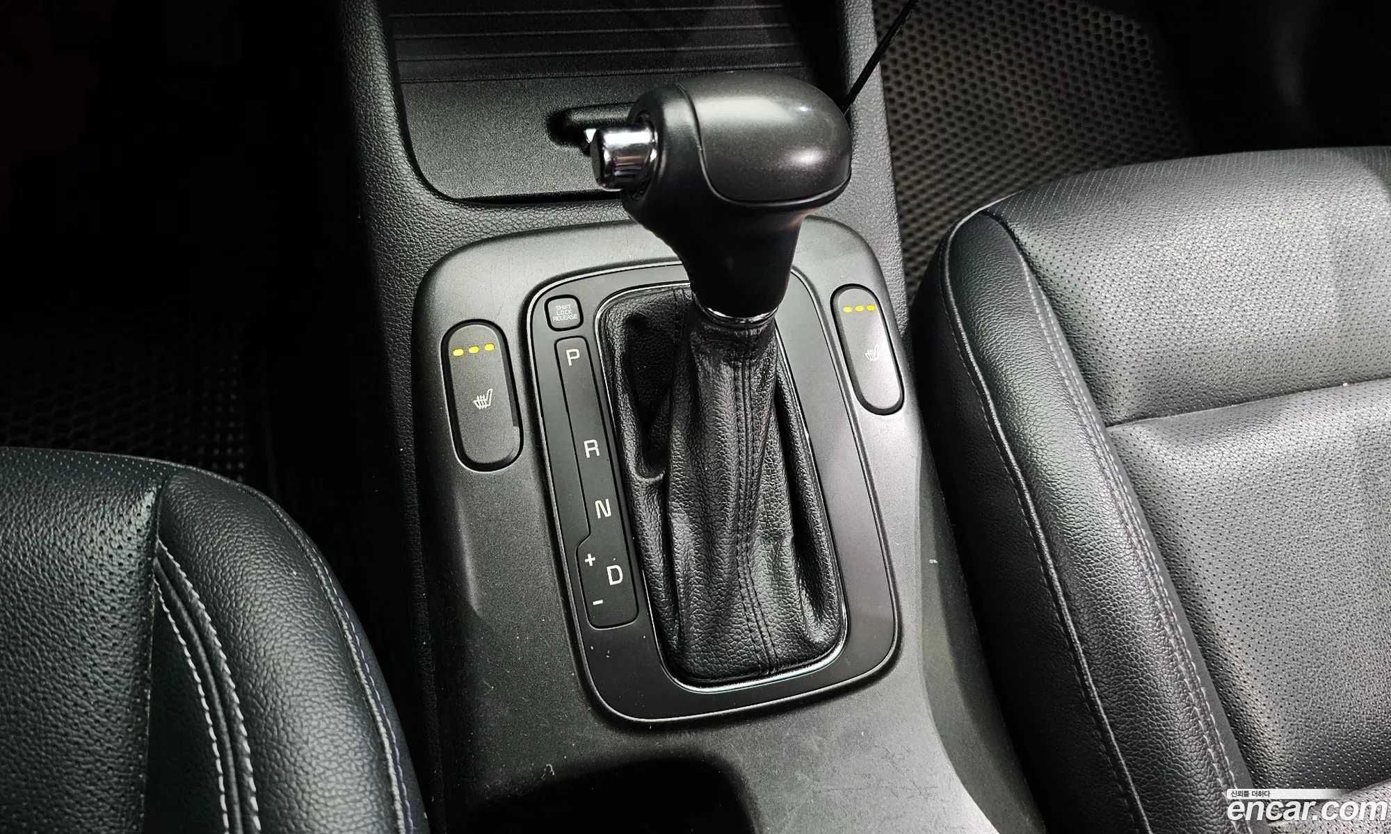 Kia K3 2013 KNAFK412BEA172956 — 20