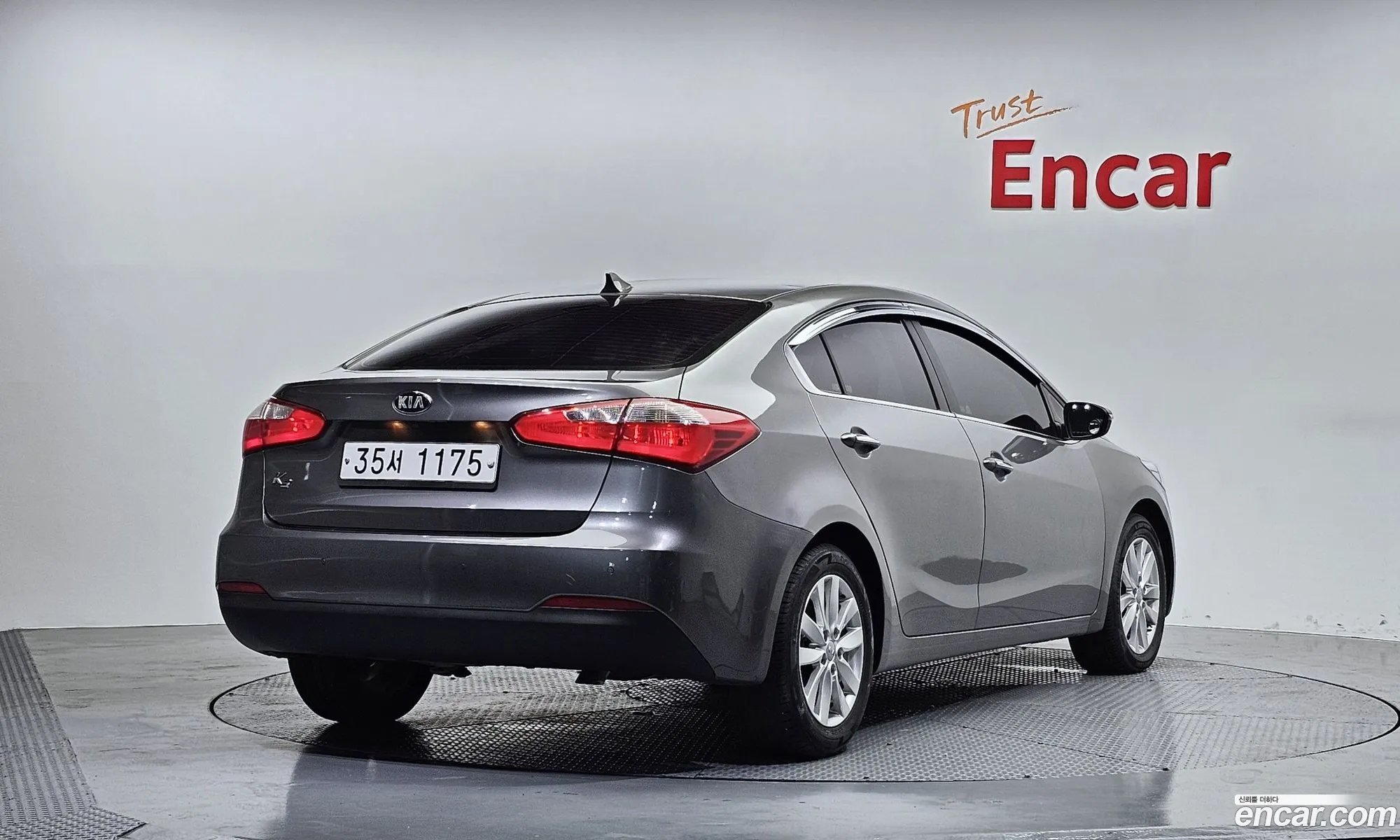 Kia K3 2013 KNAFK412BEA172956 — 9