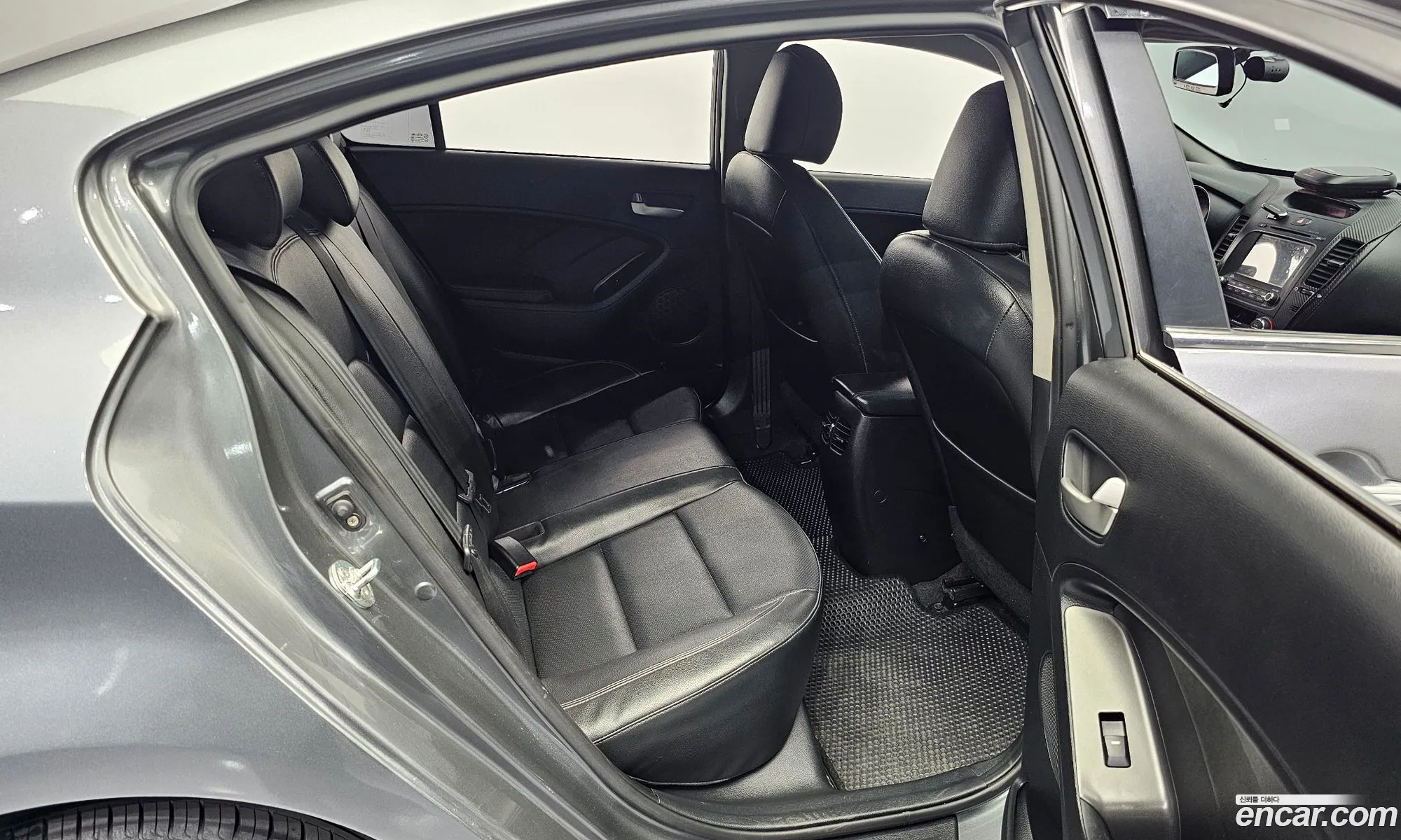 Kia K3 2013 KNAFK412BEA172956 — 17