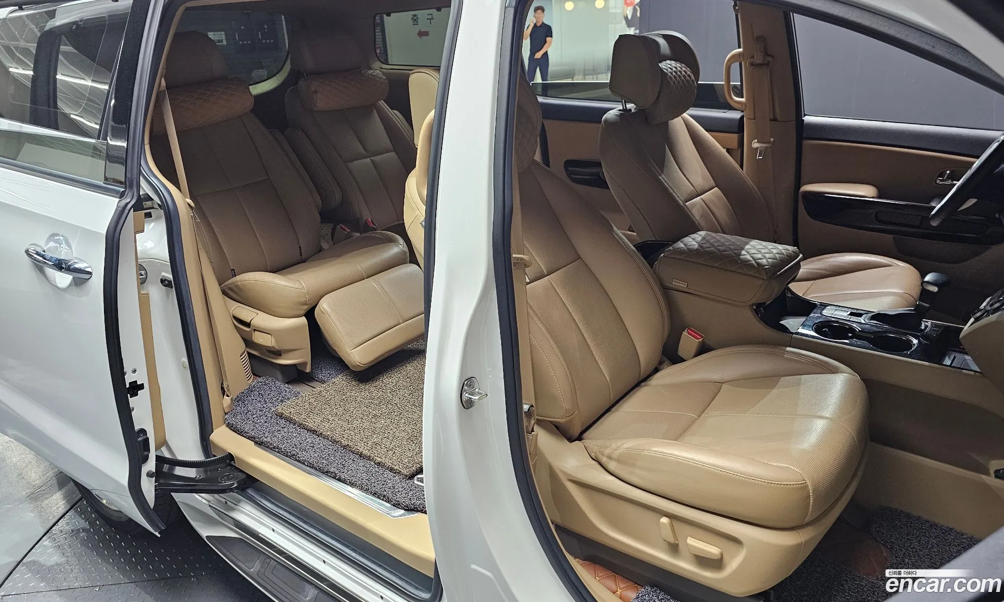 Kia Carnival 2019 KNAME811BKS578914 — 21