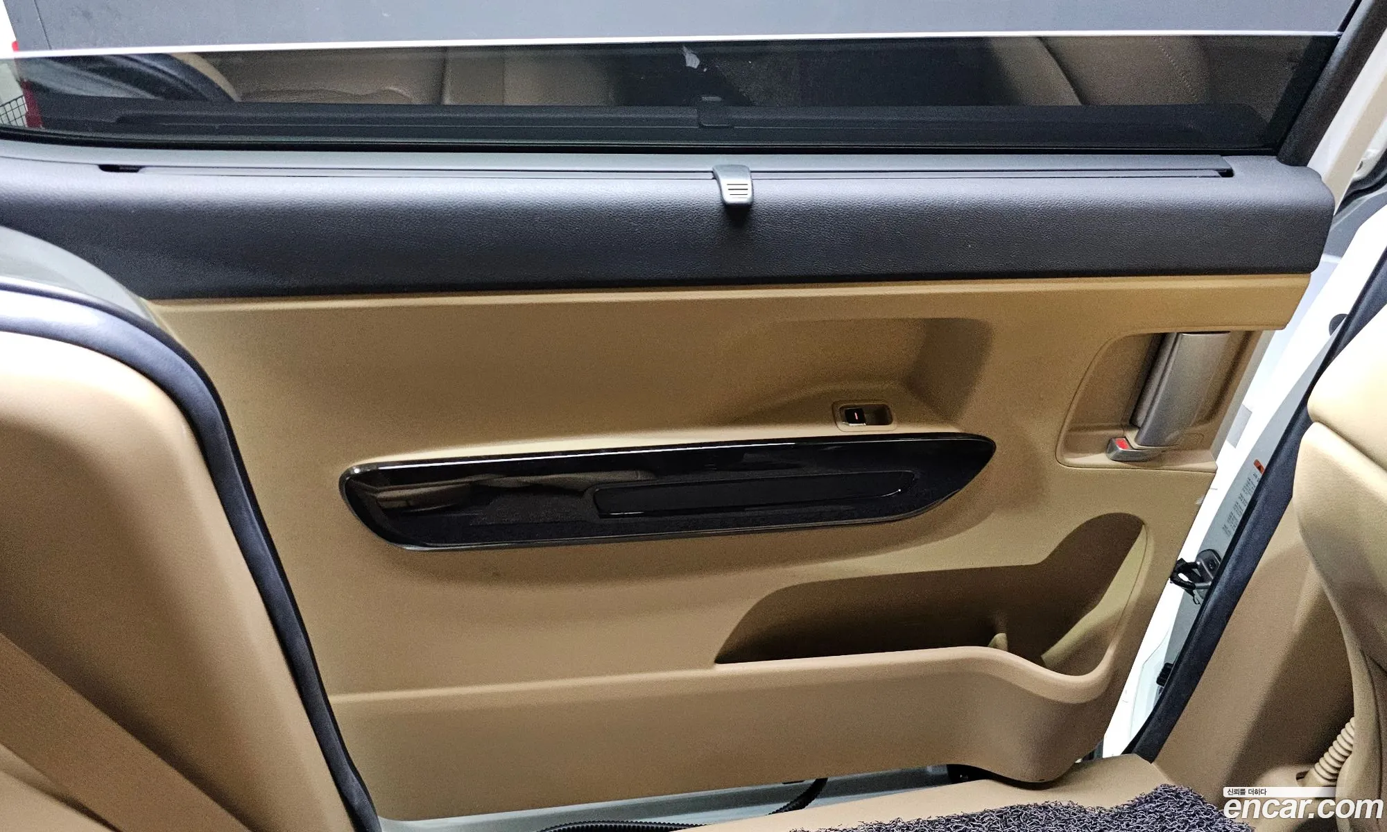 Kia Carnival 2019 KNAME811BKS578914 — 13