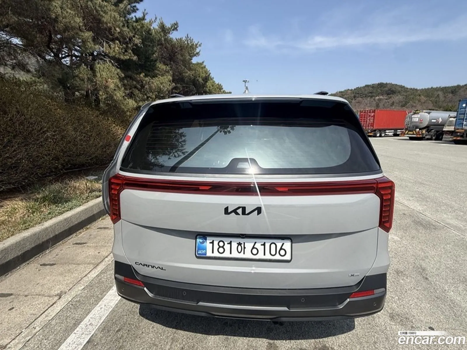 Kia Carnival 2025 — 3