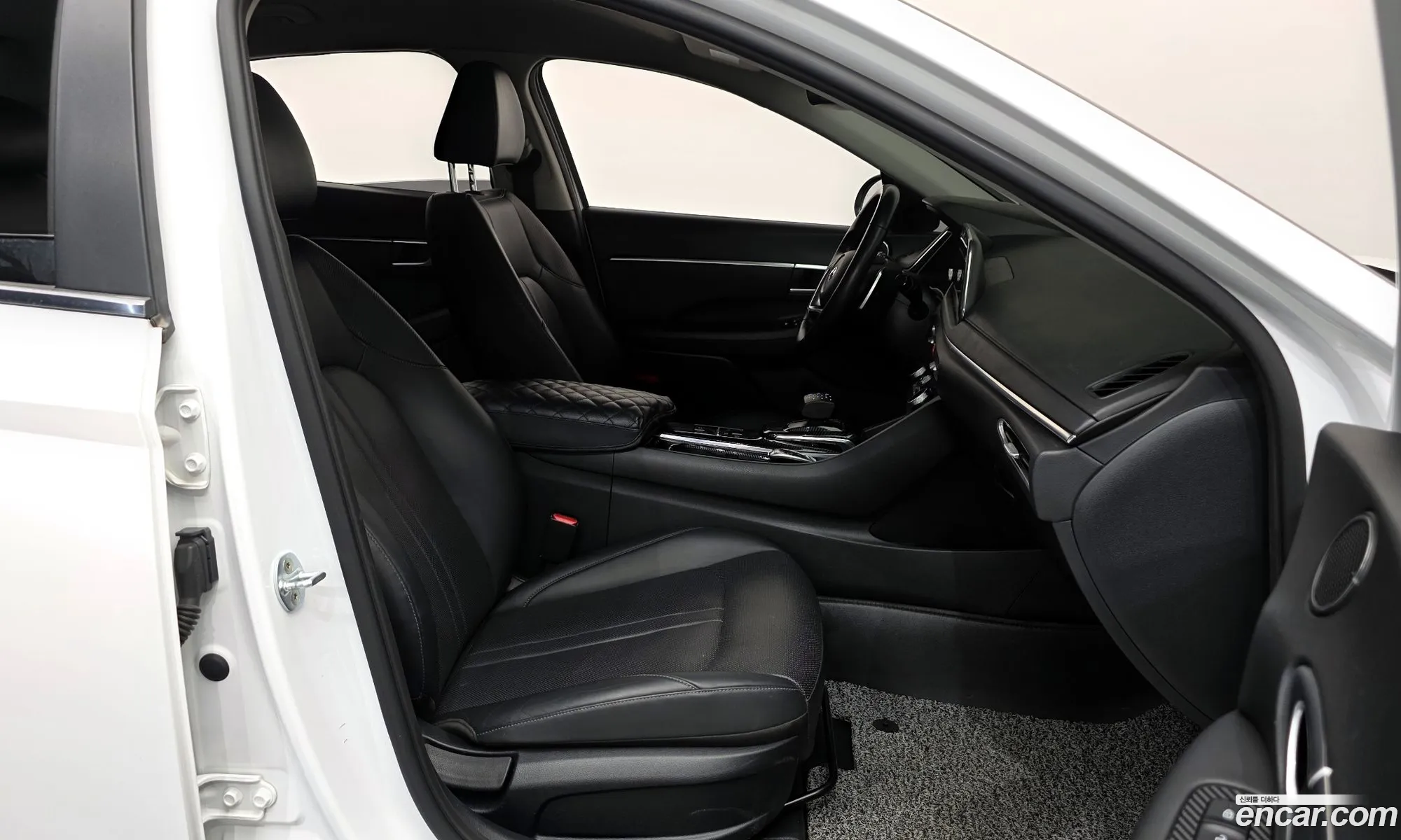 Hyundai Sonata 2019 — 24
