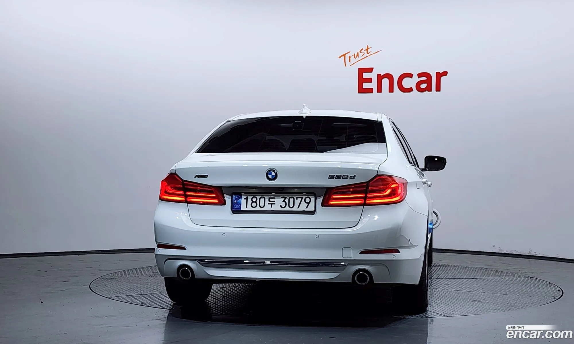 BMW 5 Series 2018 — 22