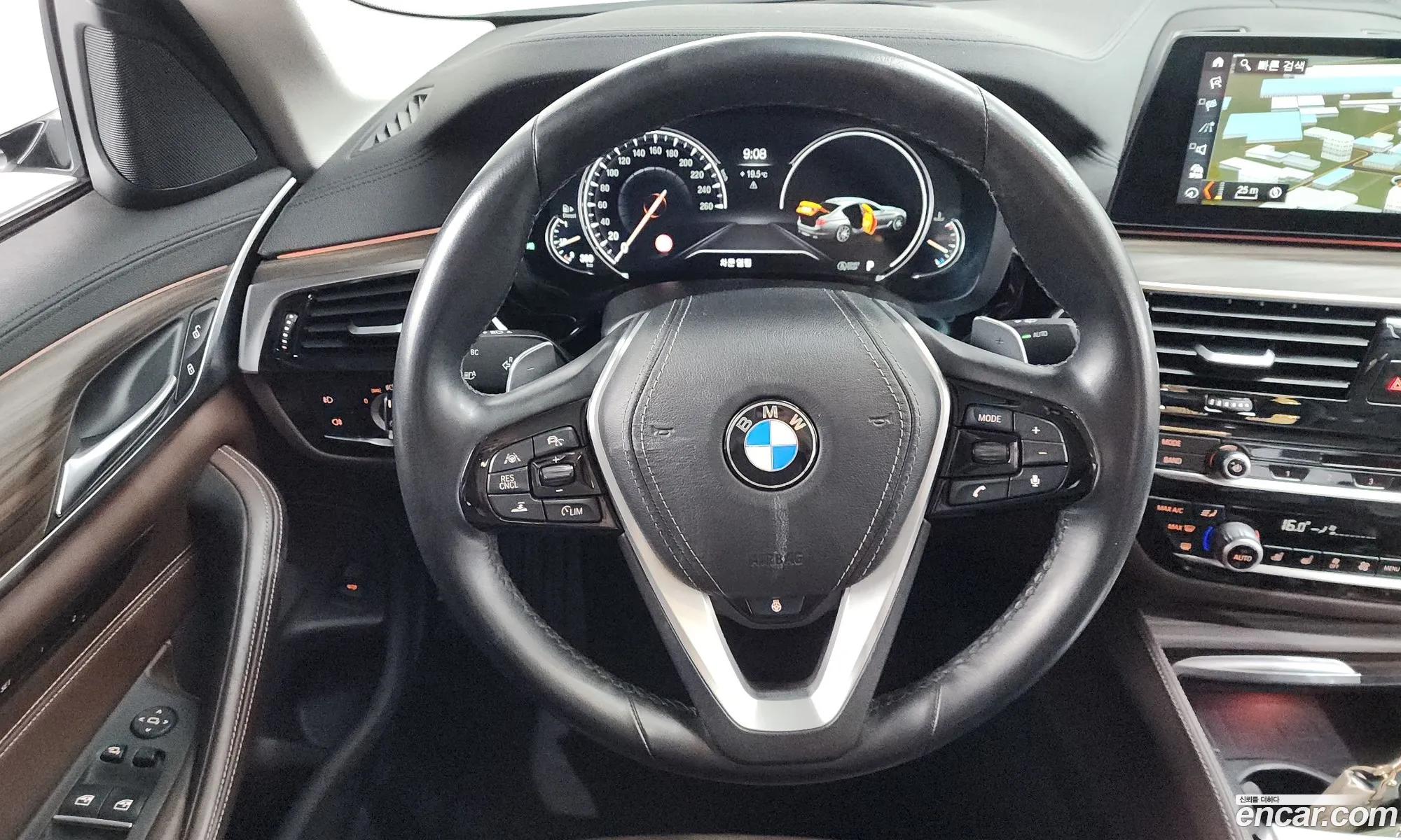 BMW 5 Series 2018 — 16