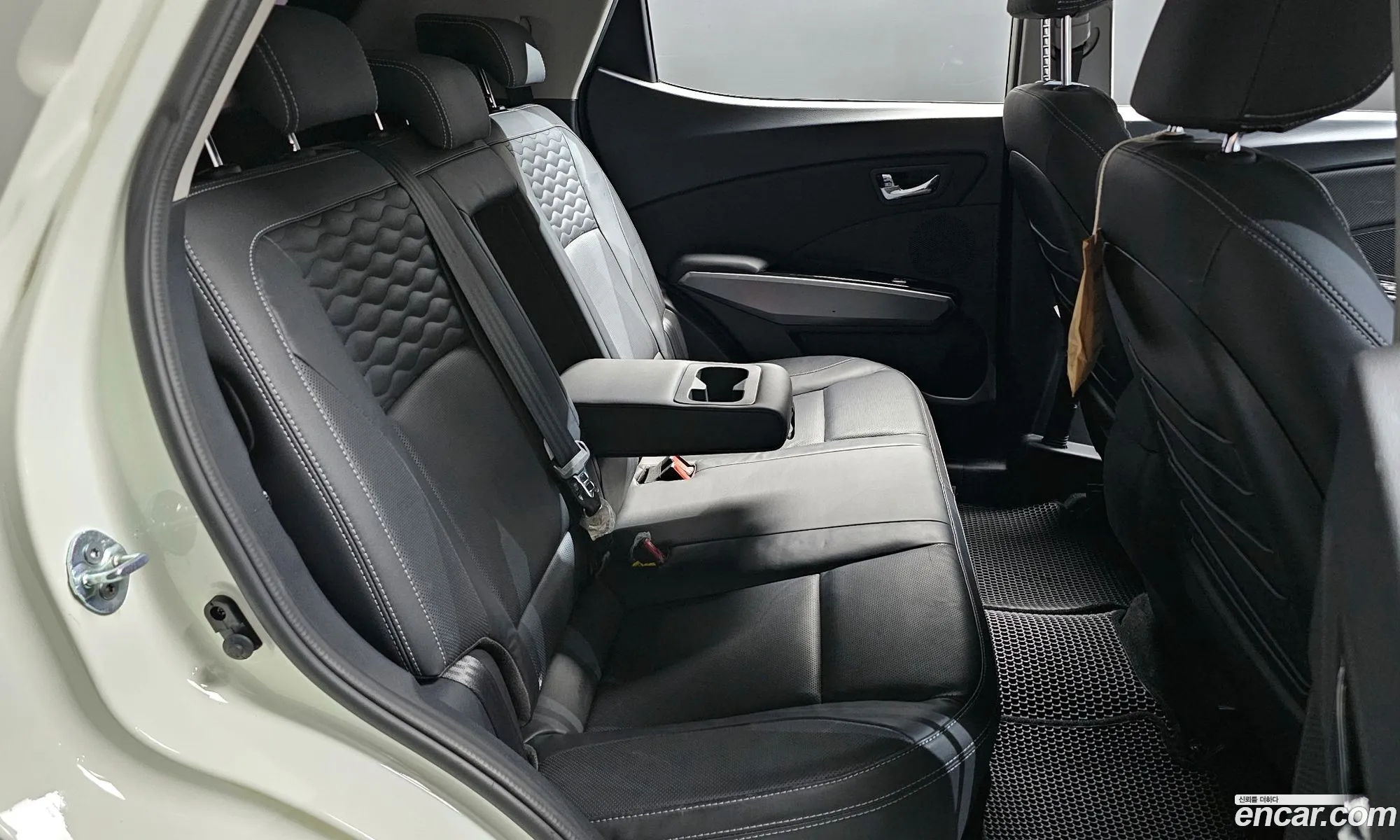 KG Mobility (SsangYong) Tivoli Armour 2019 — 10