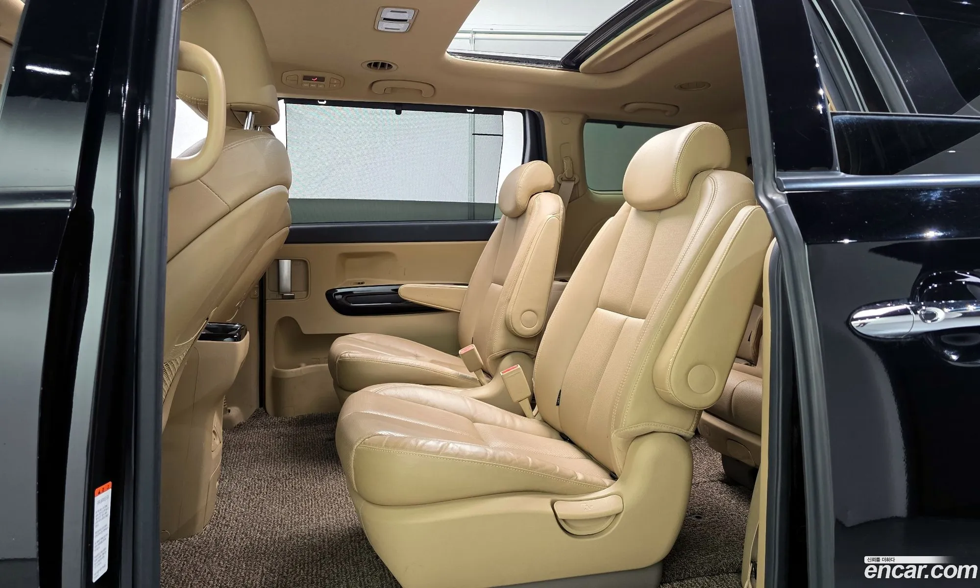 Kia Carnival 2019 KNAME81ABKS538766 — 4