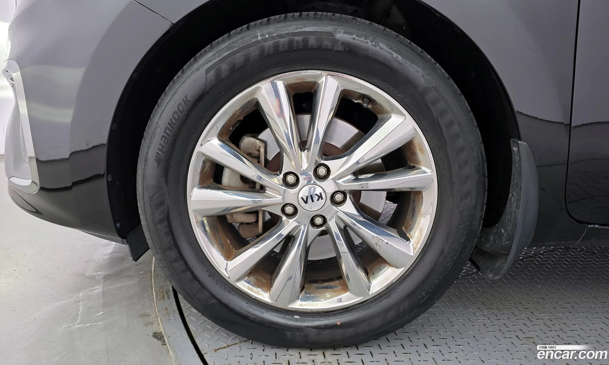 Kia Carnival 2019 KNAME81ABKS538766 — 19