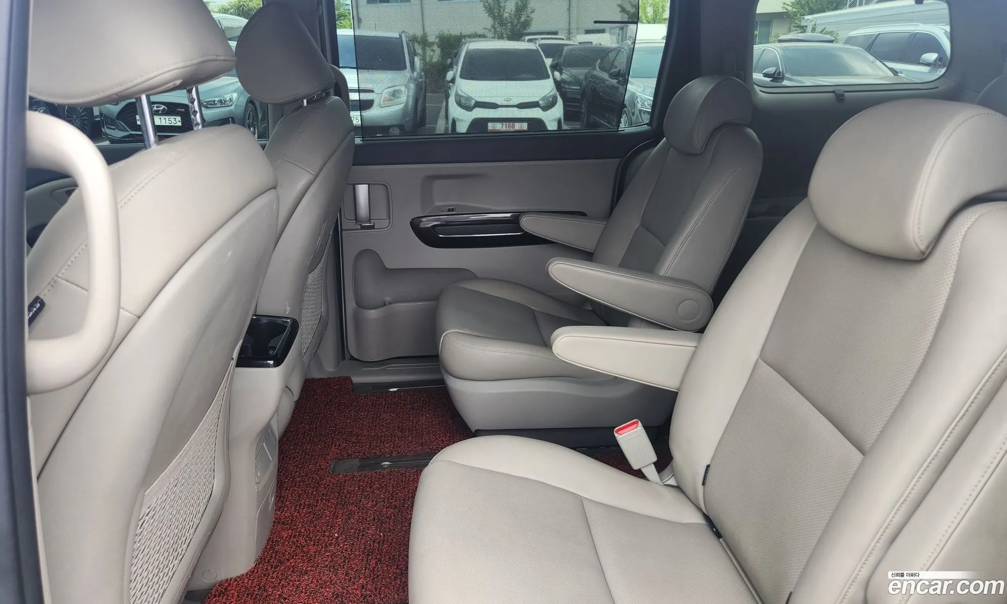 Kia Carnival 2016 — 6