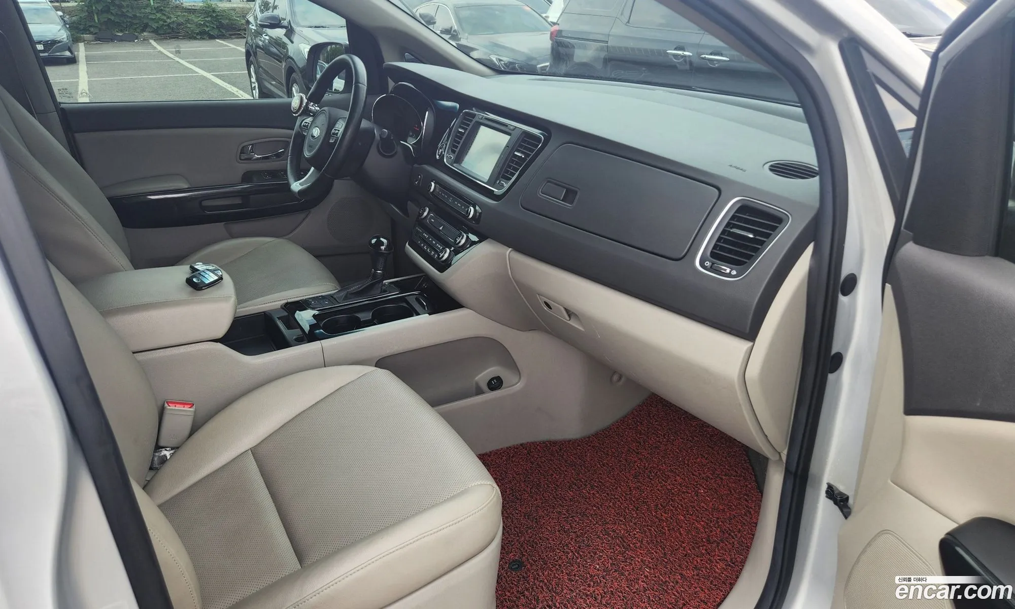 Kia Carnival 2016 — 9
