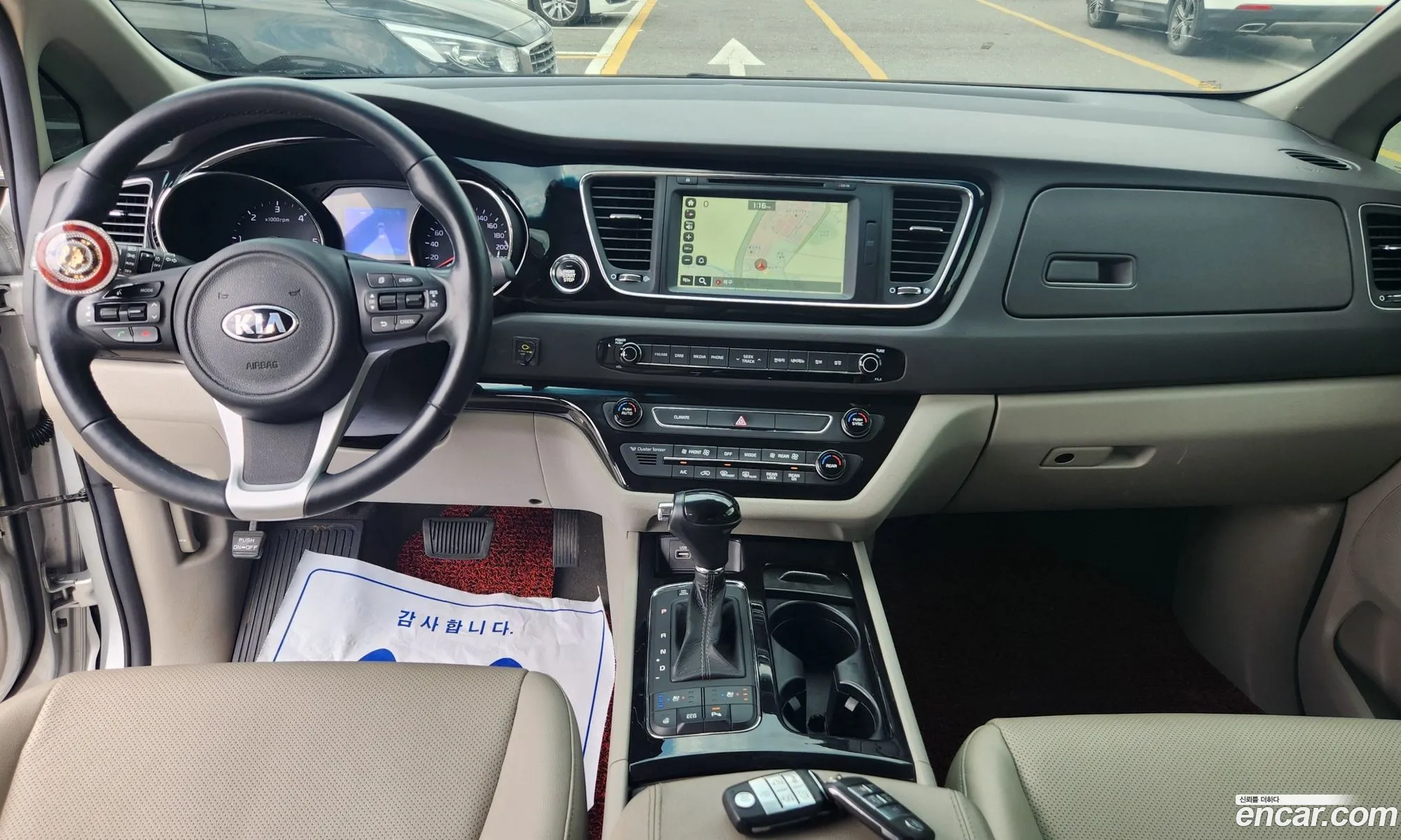 Kia Carnival 2016 — 14