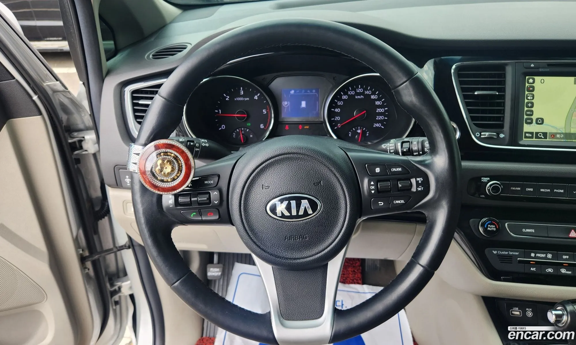 Kia Carnival 2016 — 15