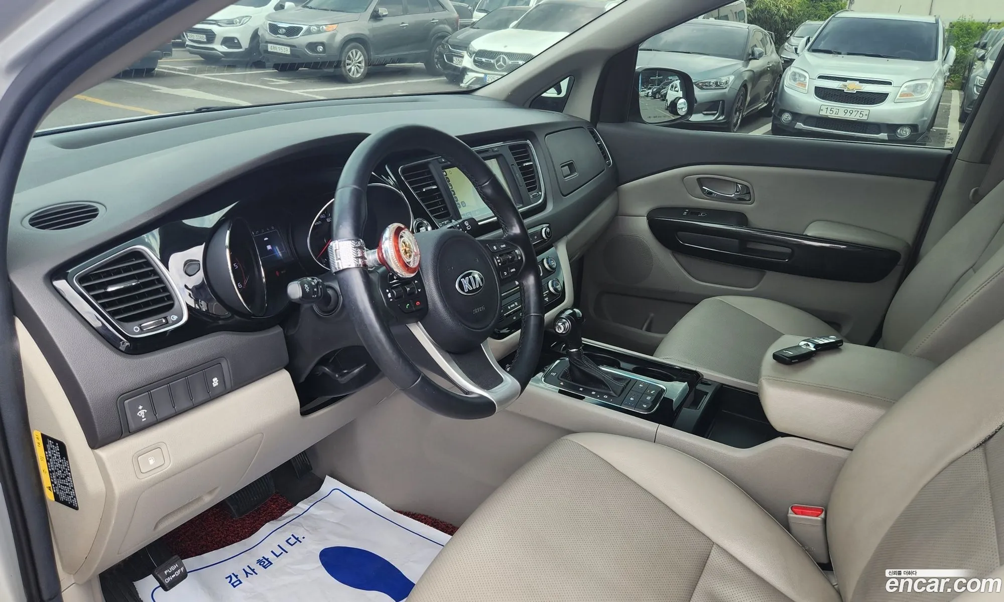 Kia Carnival 2016 — 18