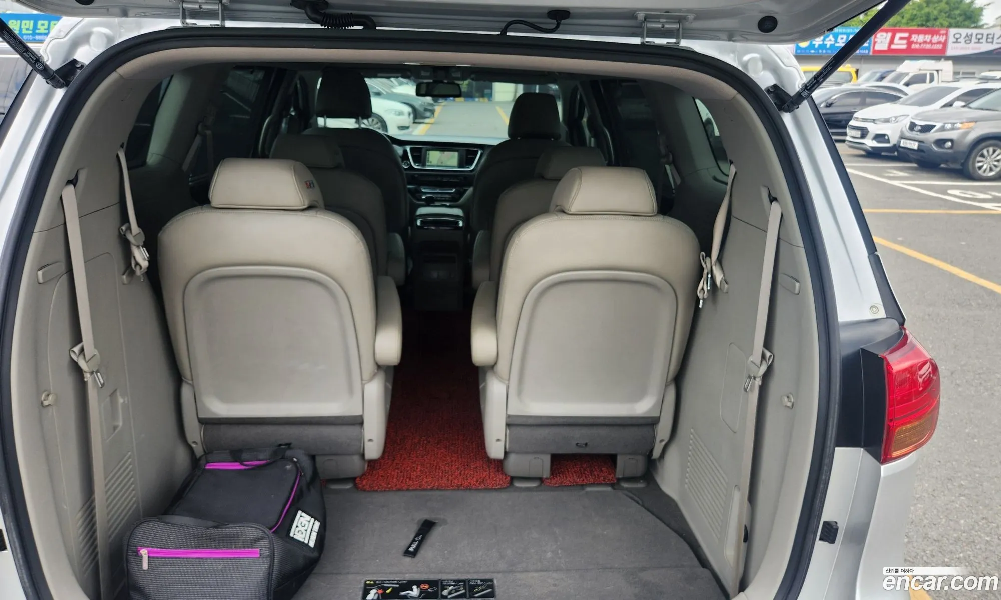Kia Carnival 2016 — 20