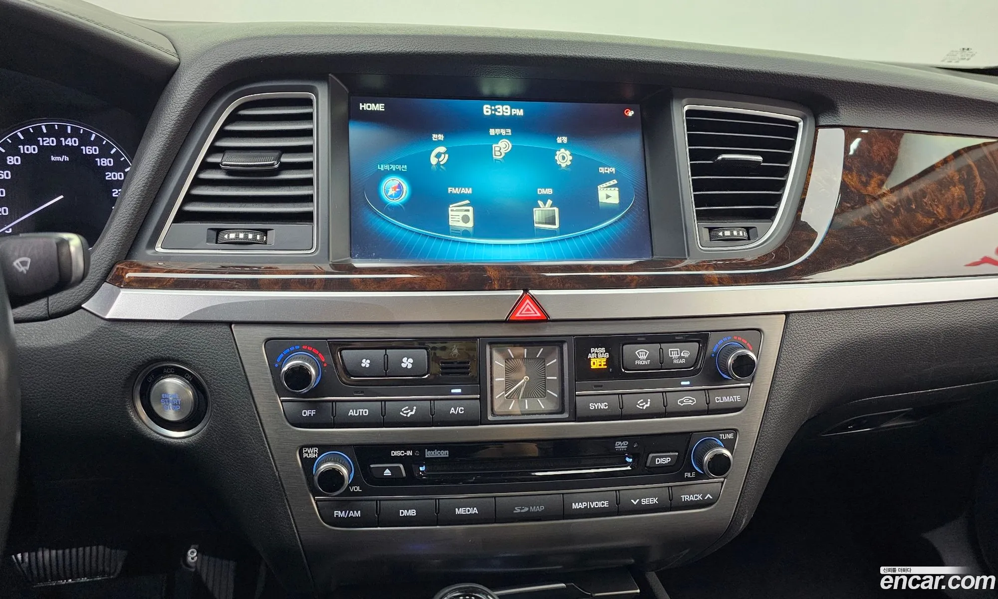 Hyundai Genesis DH 2015 KMHGM41DBGU103237 — 3