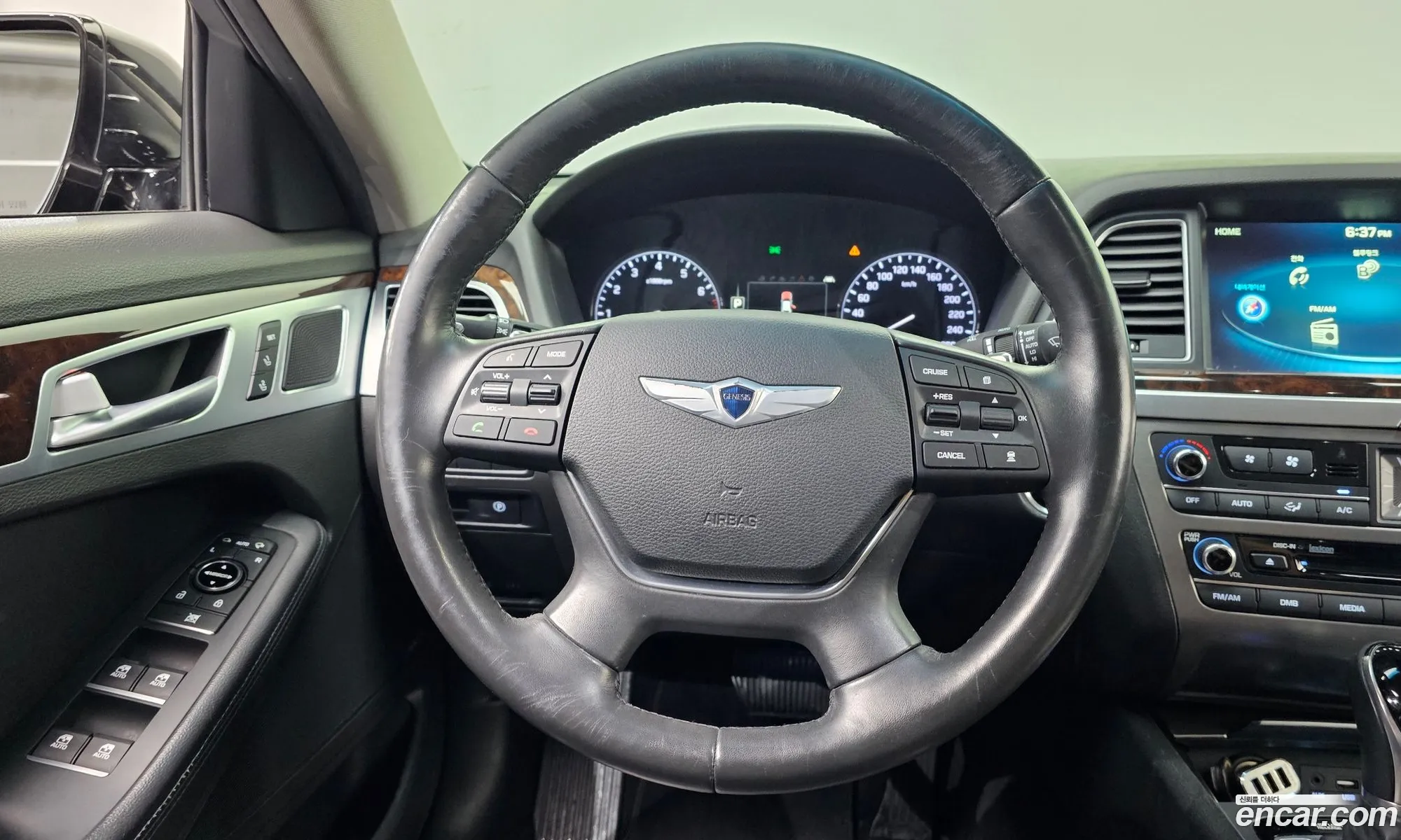 Hyundai Genesis DH 2015 KMHGM41DBGU103237 — 13