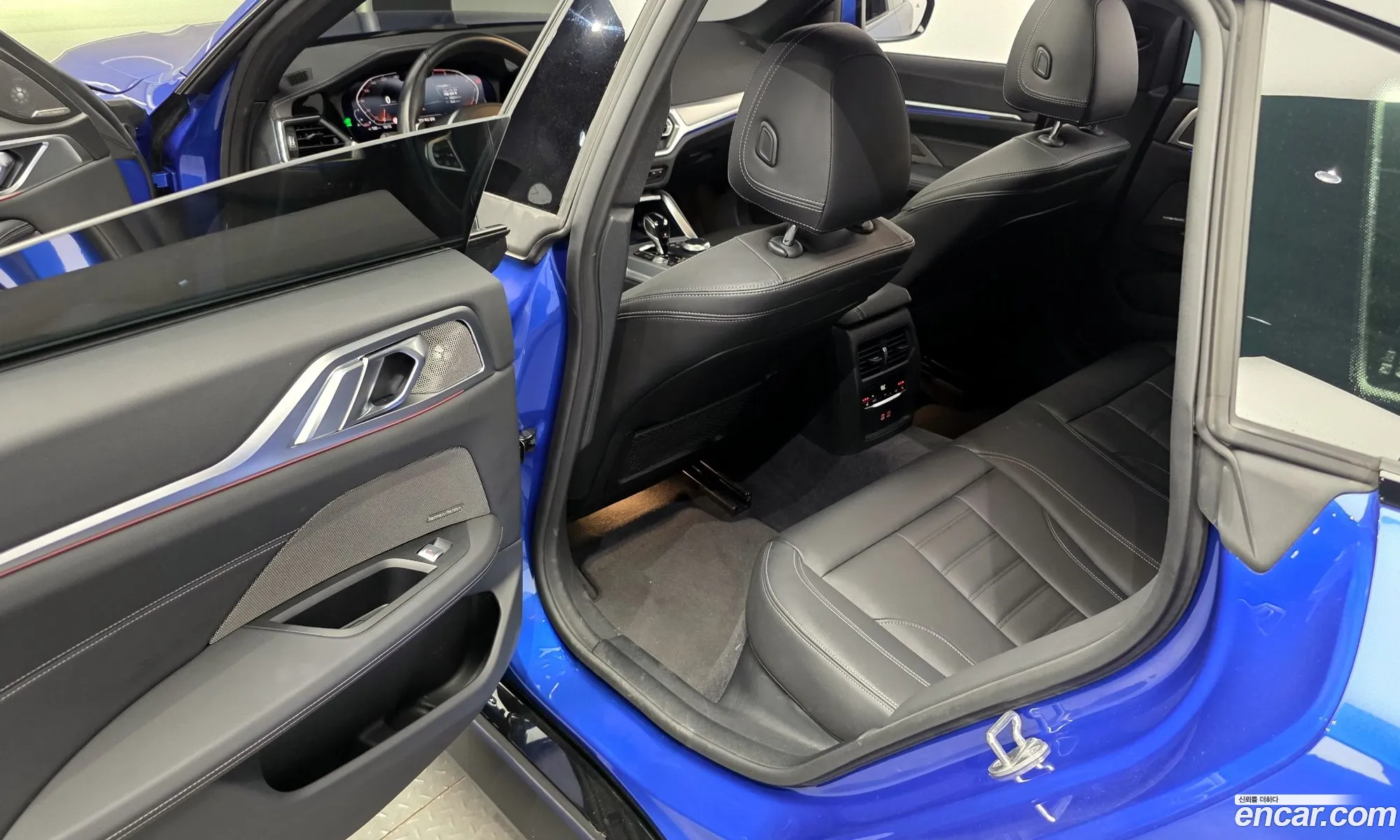 BMW 4 Series 2022 WBA31AV0XPFN36404 — 10