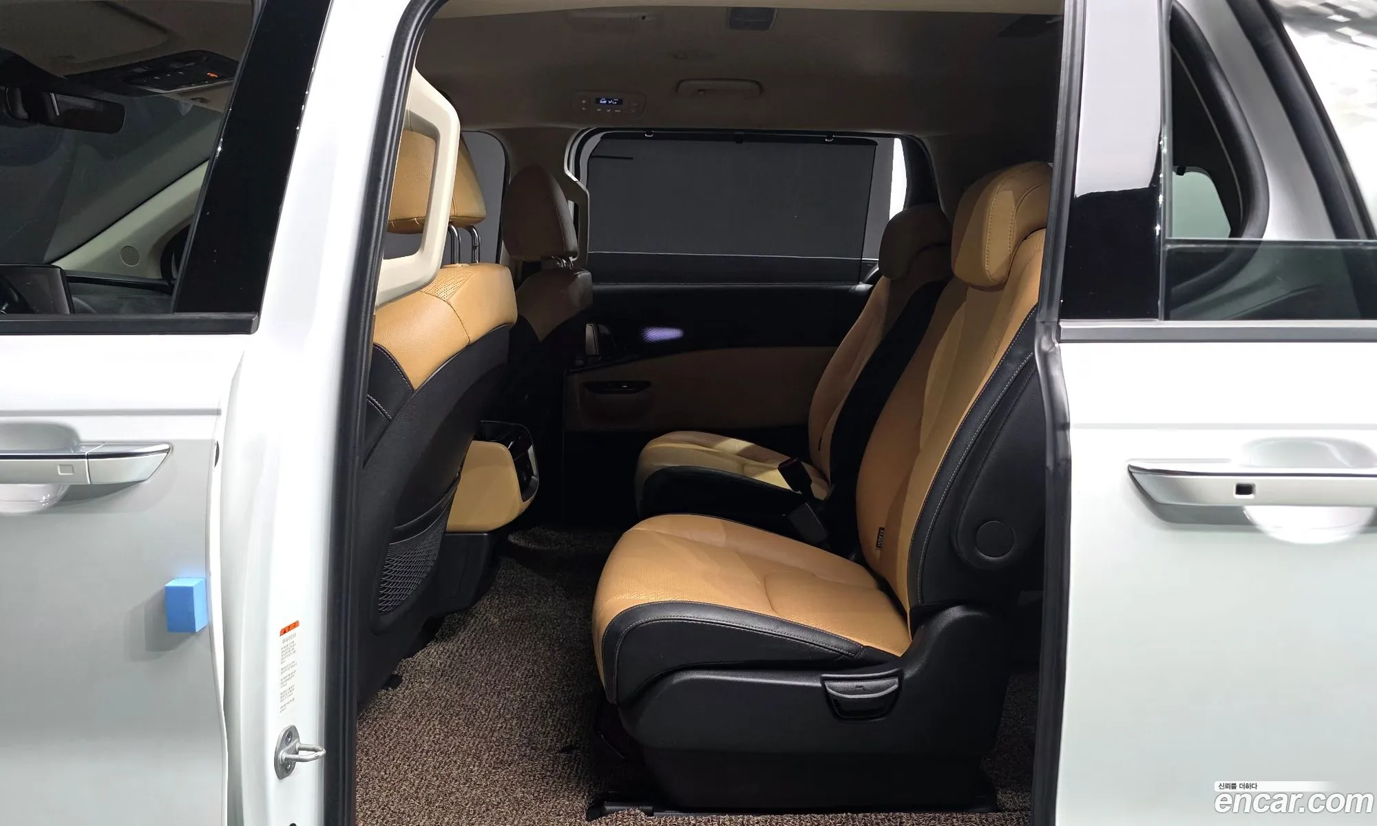 Kia Carnival 2022 — 3