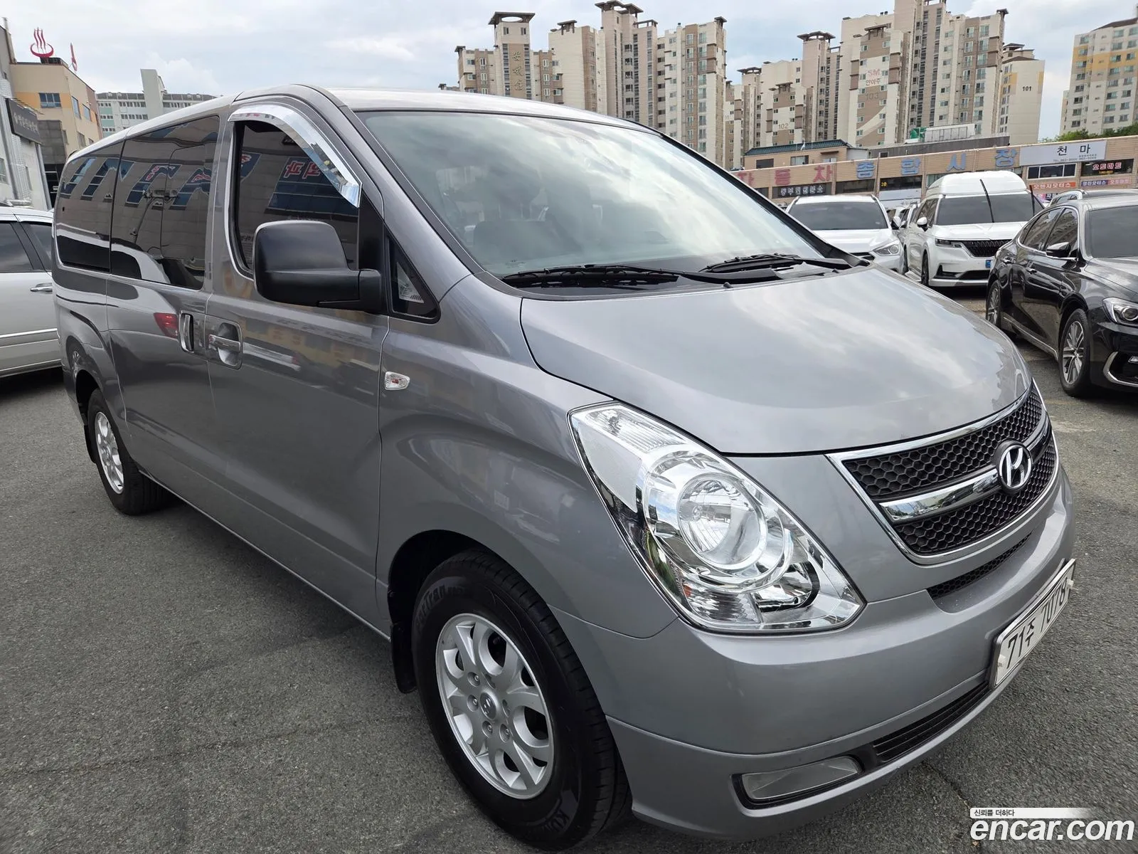Hyundai Grand Starex 2012 — 2