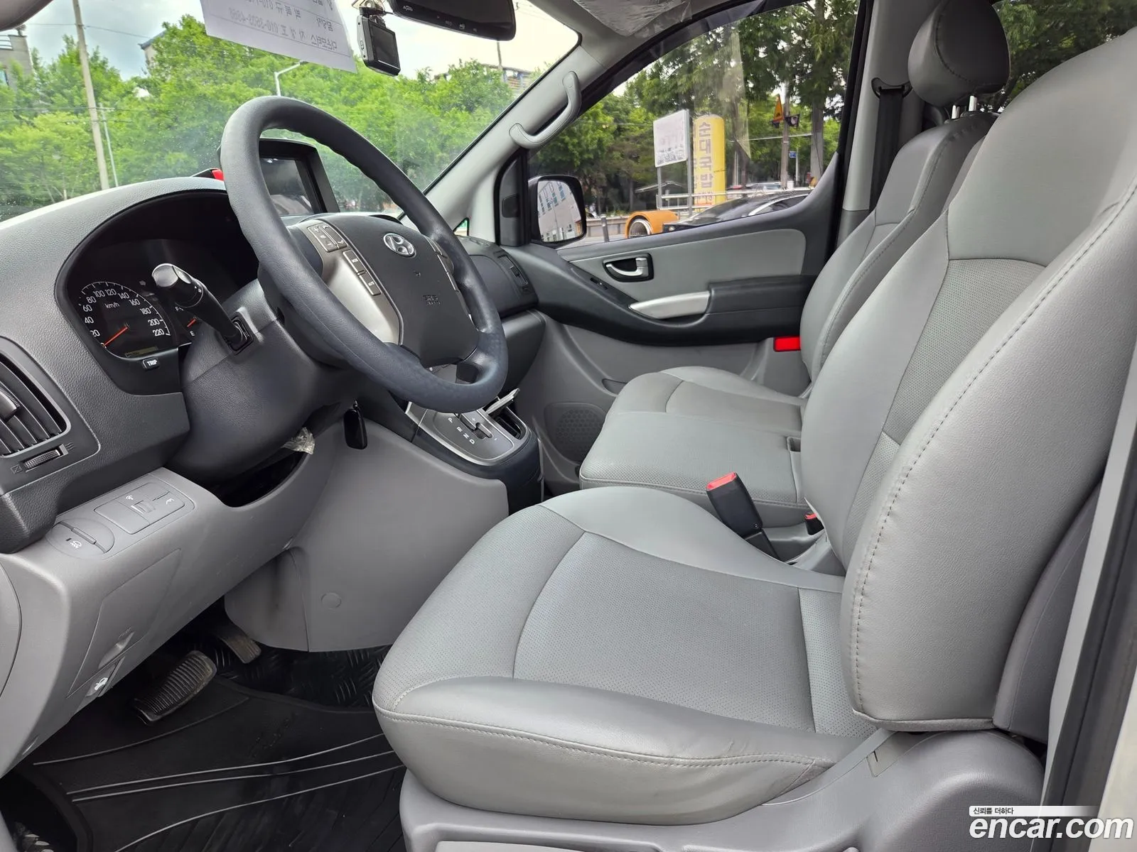 Hyundai Grand Starex 2012 — 3