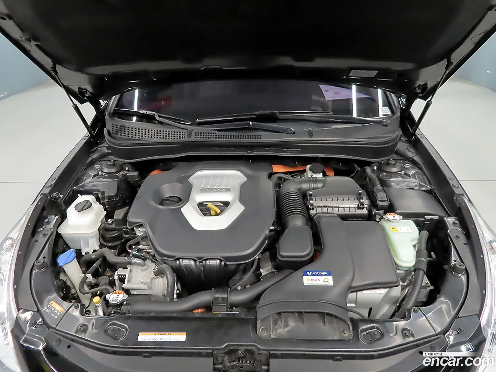 Hyundai Sonata Hybrid 2013 — 3