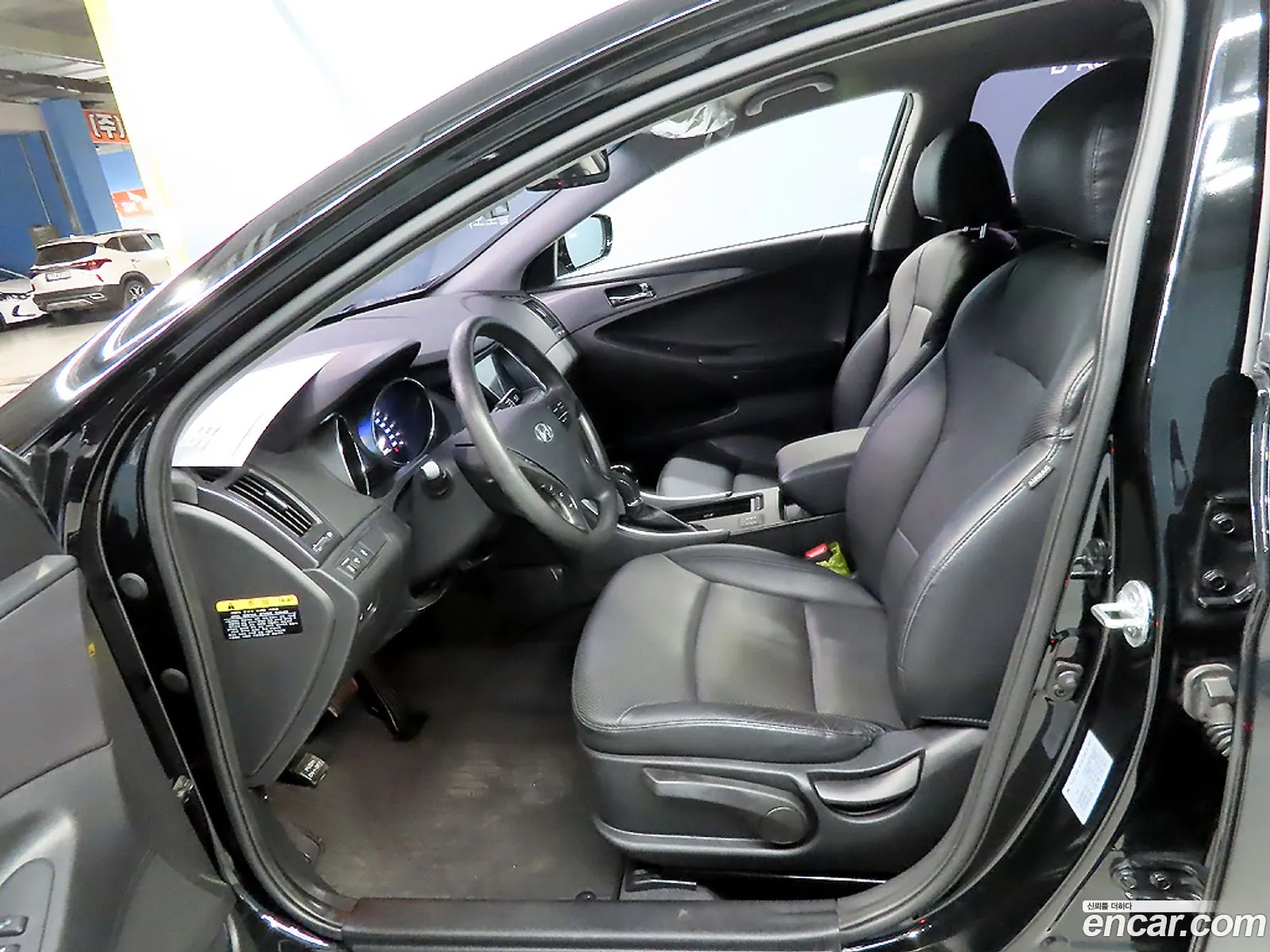 Hyundai Sonata Hybrid 2013 — 12