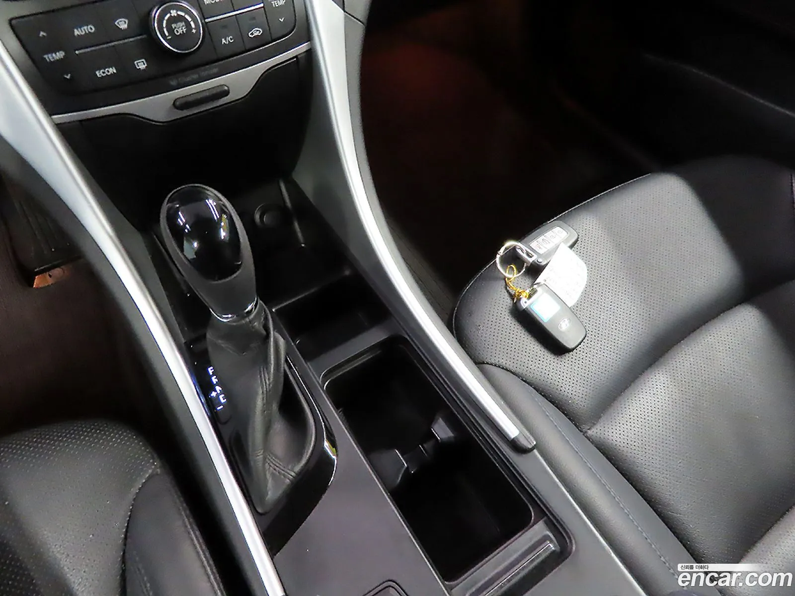 Hyundai Sonata Hybrid 2013 — 19