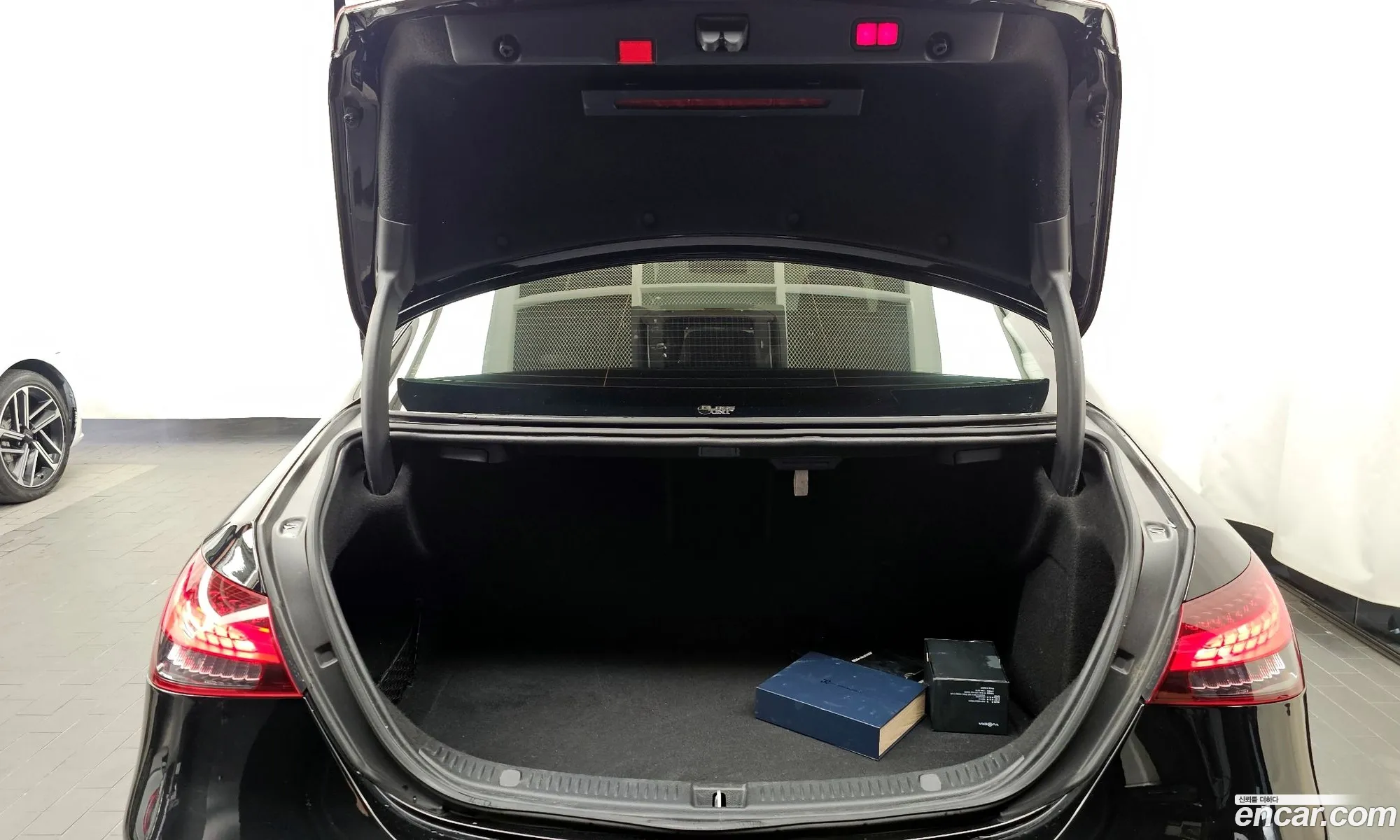 Mercedes-Benz E-Class W213 2021 W1KZF6BB7MA940910 — 13