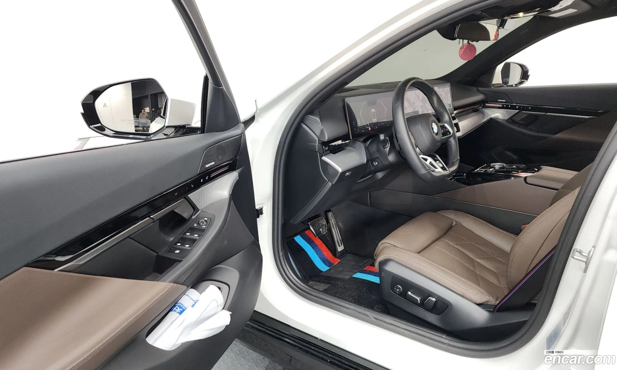 BMW 5 Series 2024 — 9