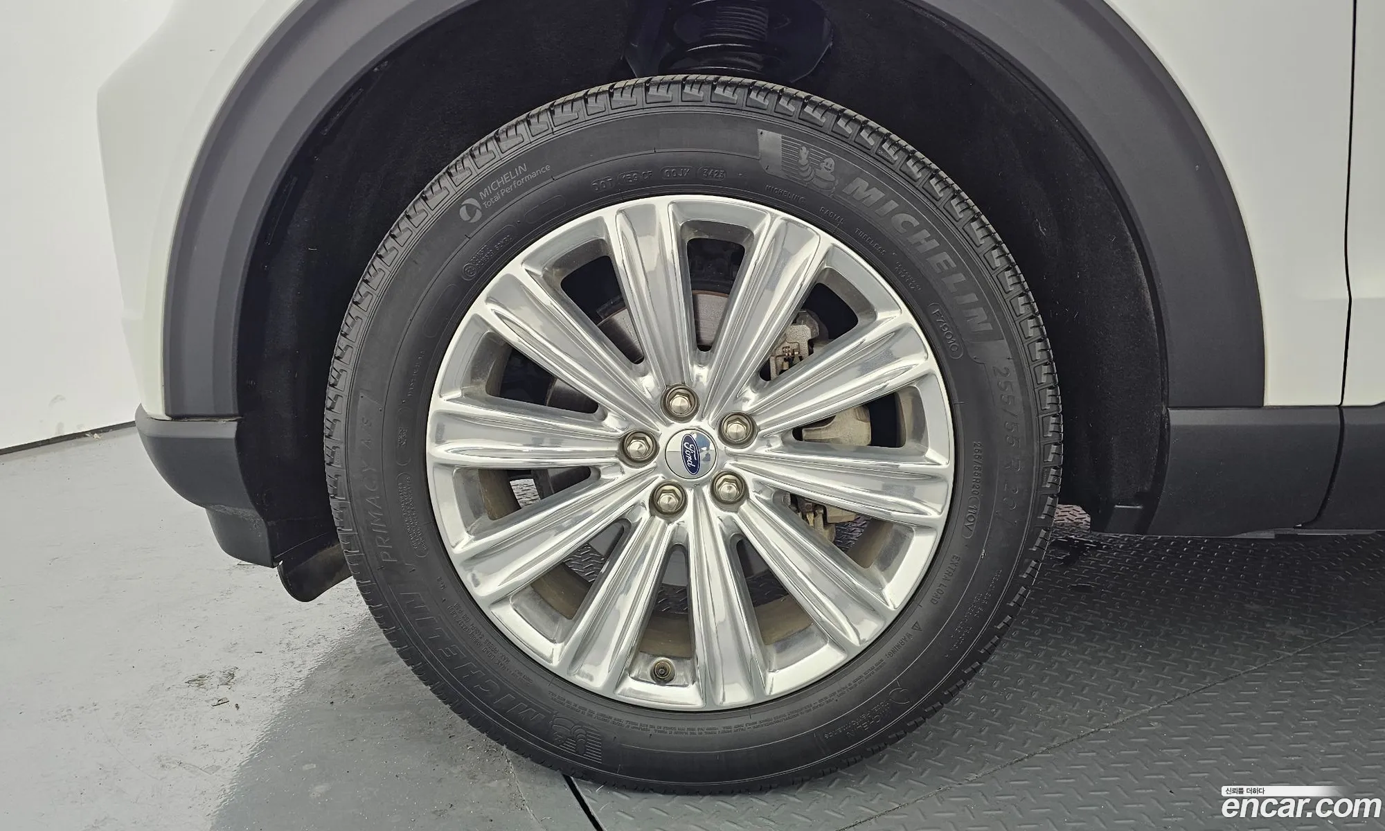 Ford Explorer 6th Gen 2023 1FMSK8FHXPGB53965 — 9