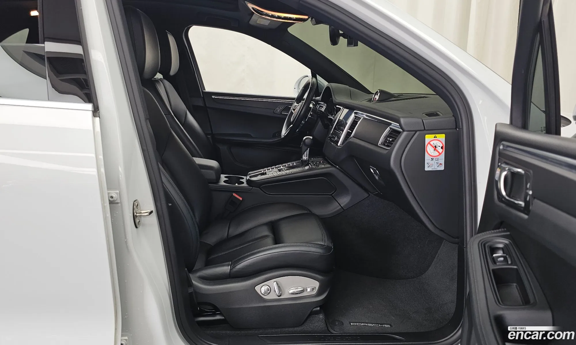 Porsche Macan 2018 WP1AA2953JLB22135 — 10