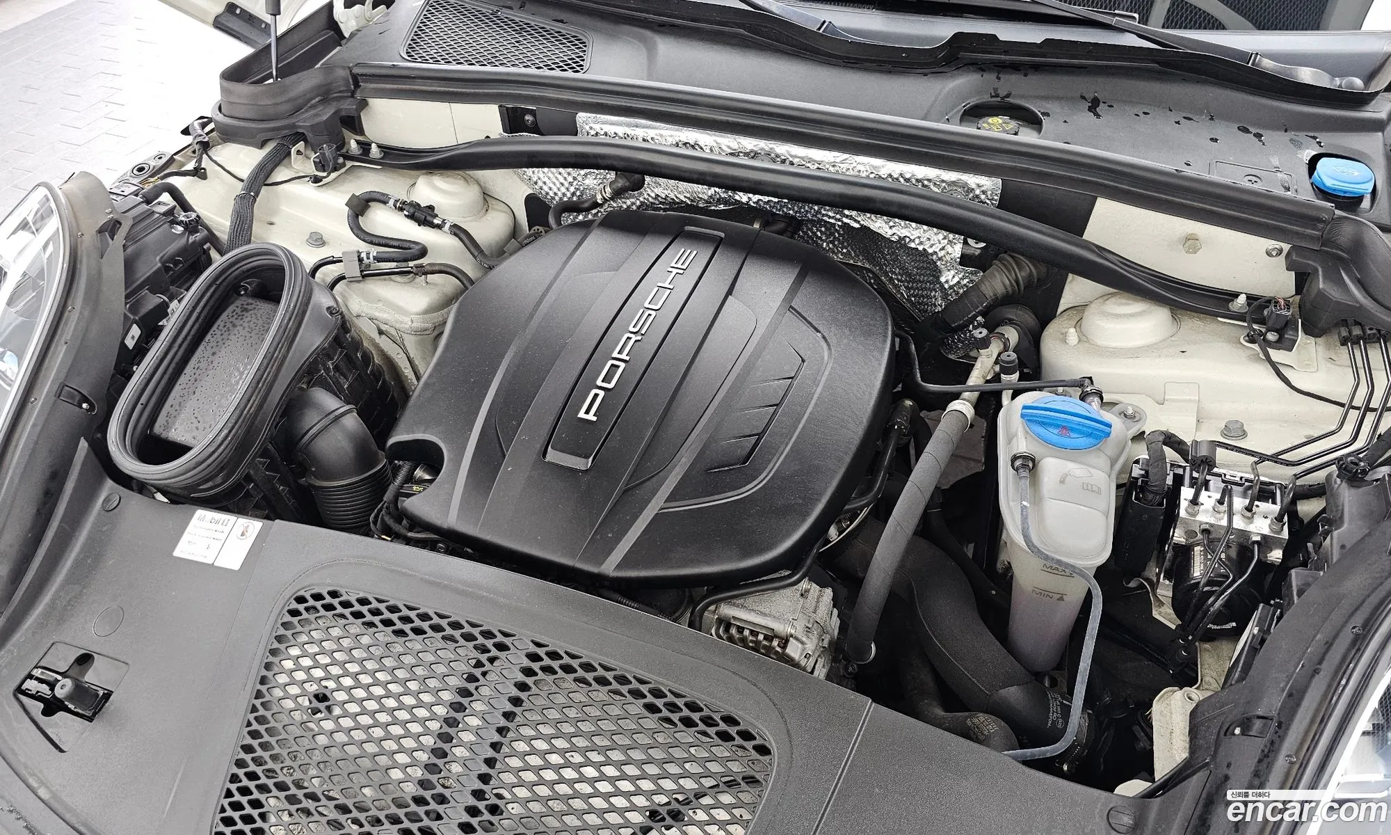 Porsche Macan 2018 WP1AA2953JLB22135 — 29