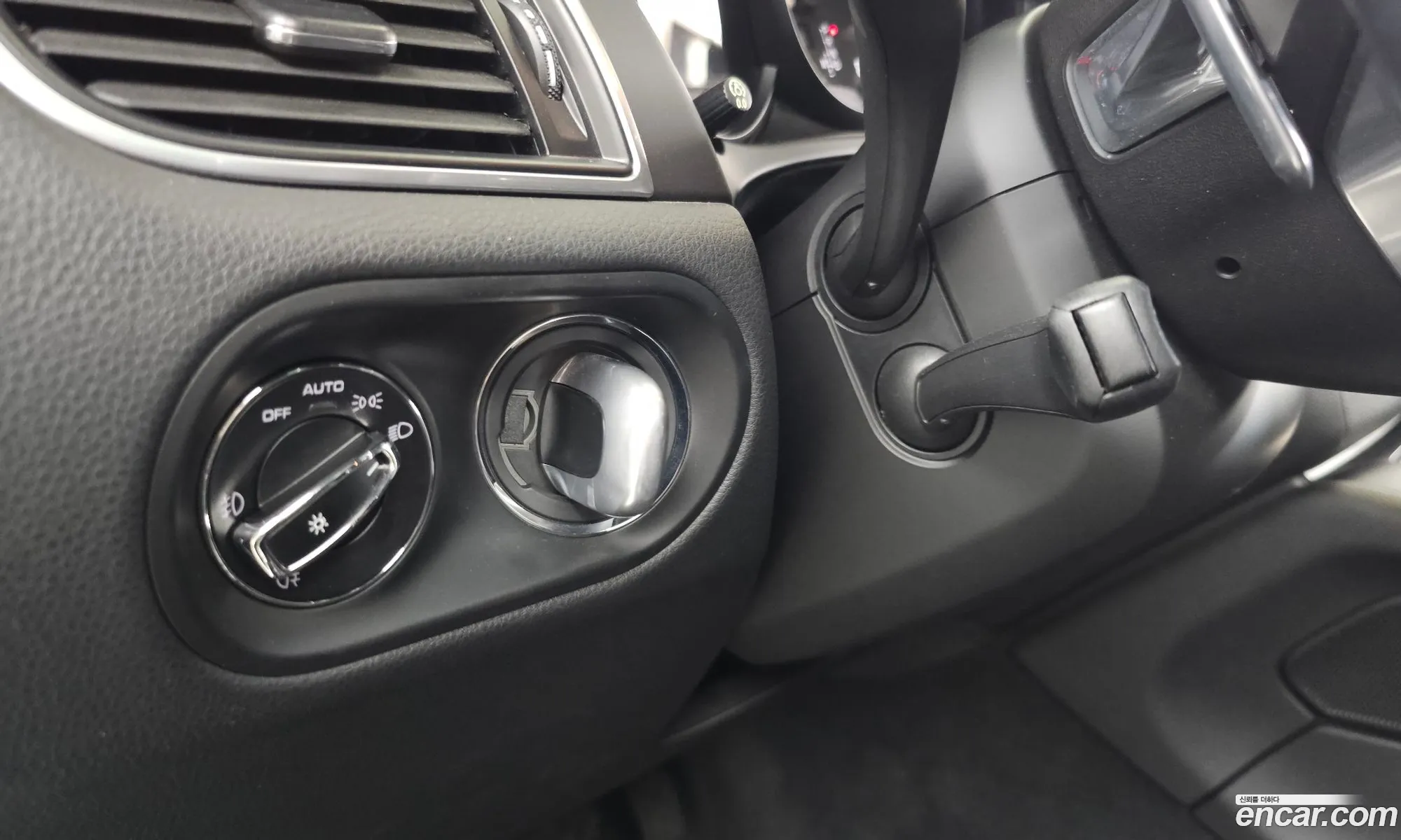 Porsche Macan 2018 WP1AA2953JLB22135 — 31