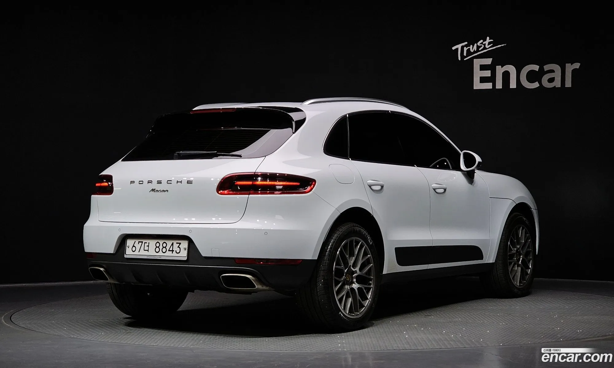 Porsche Macan 2018 WP1AA2953JLB22135 — 14