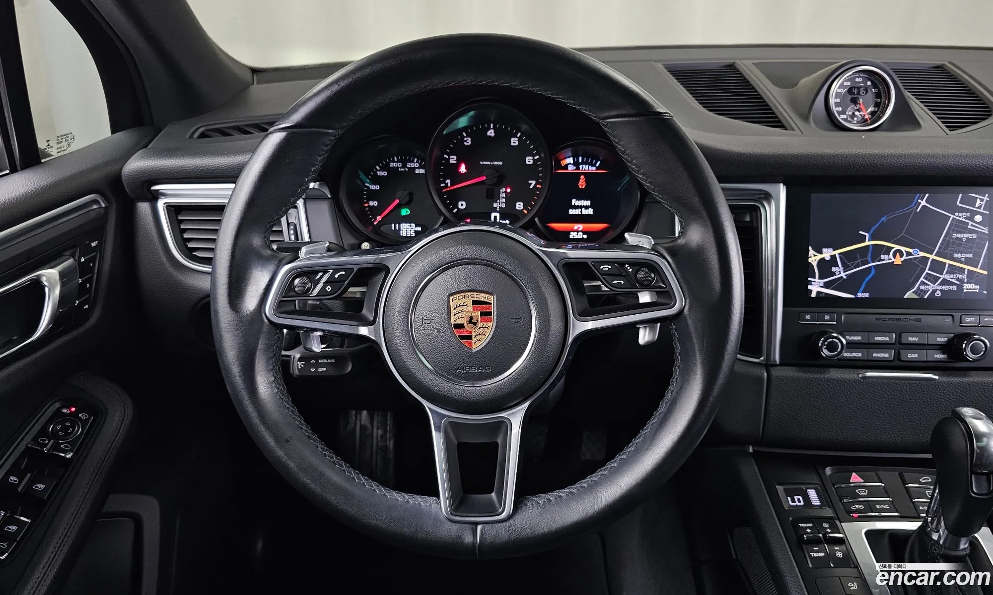 Porsche Macan 2018 WP1AA2953JLB22135 — 8