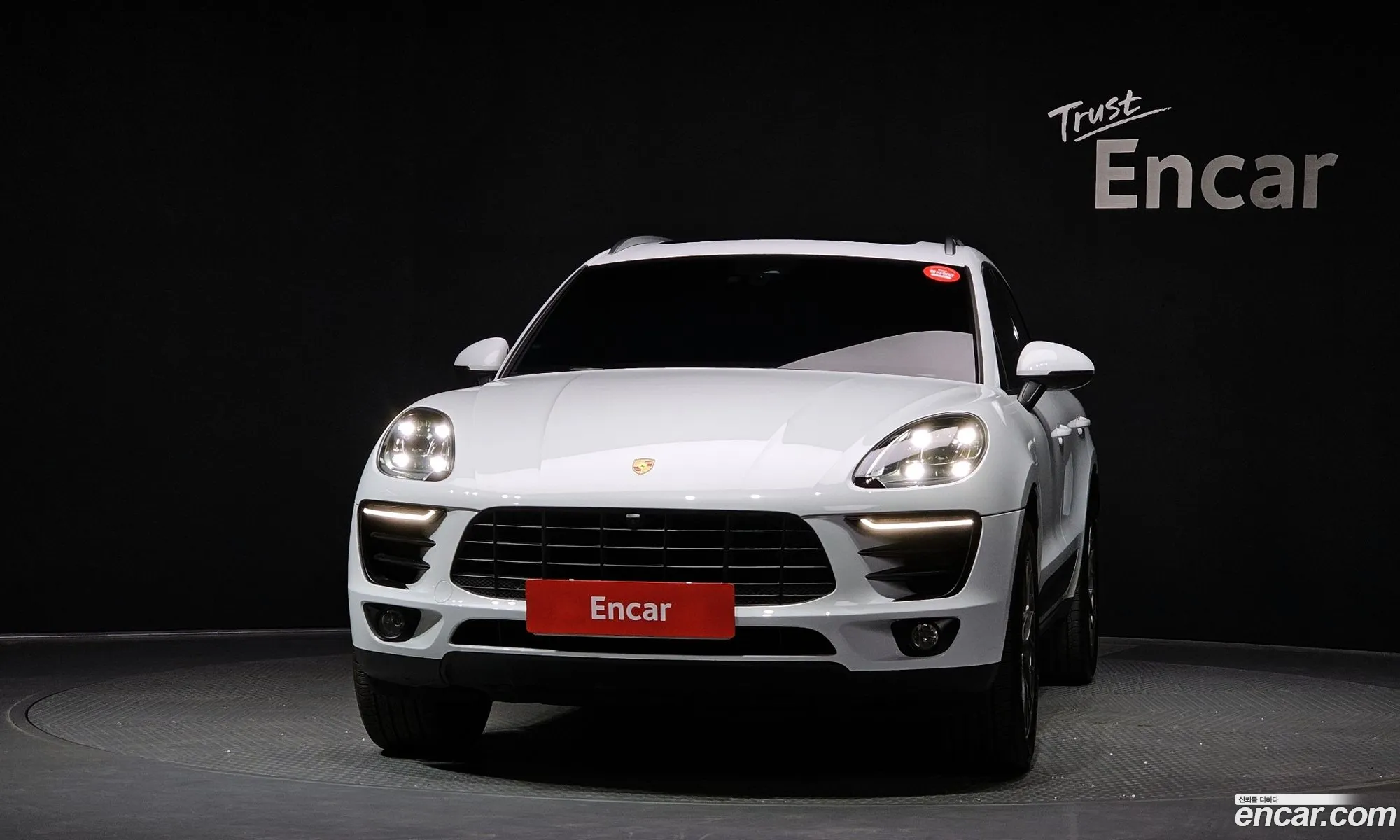 Porsche Macan 2018 WP1AA2953JLB22135 — 20
