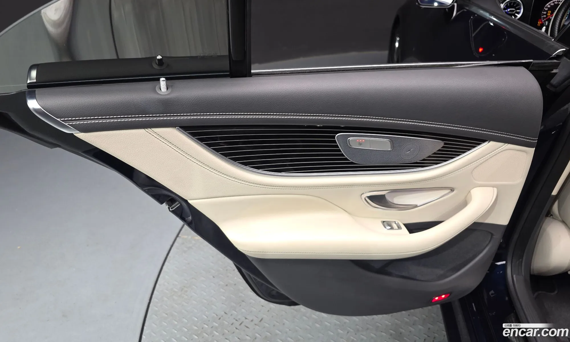 Mercedes-Benz CLS-Class C257 2019 — 30