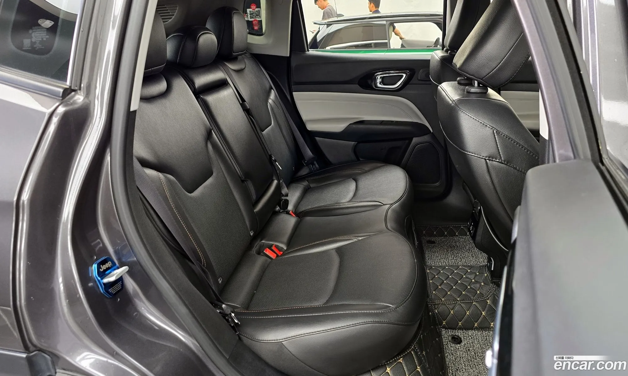 Jeep Compass 2022 3C4NJDCB1NT173558 — 16