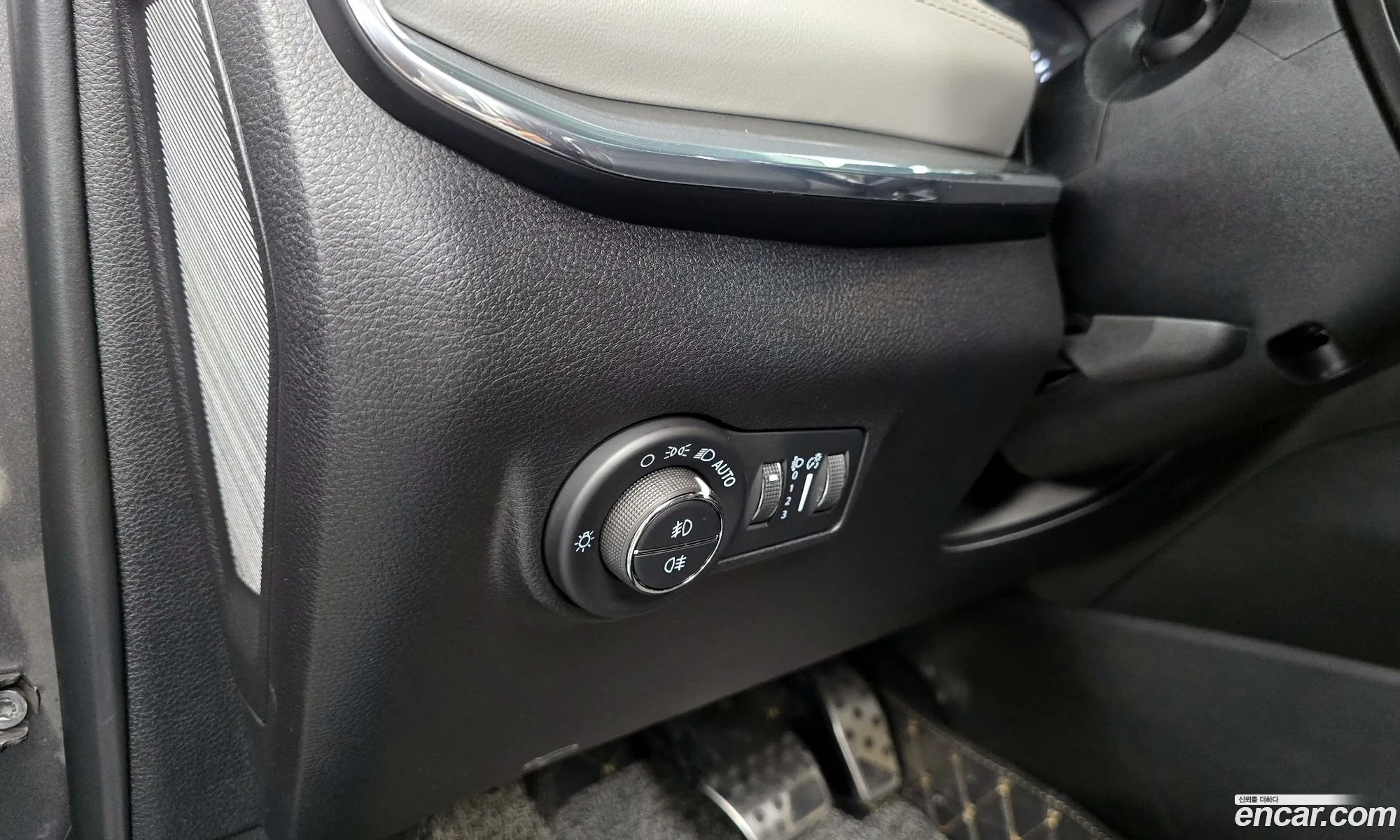 Jeep Compass 2022 3C4NJDCB1NT173558 — 10